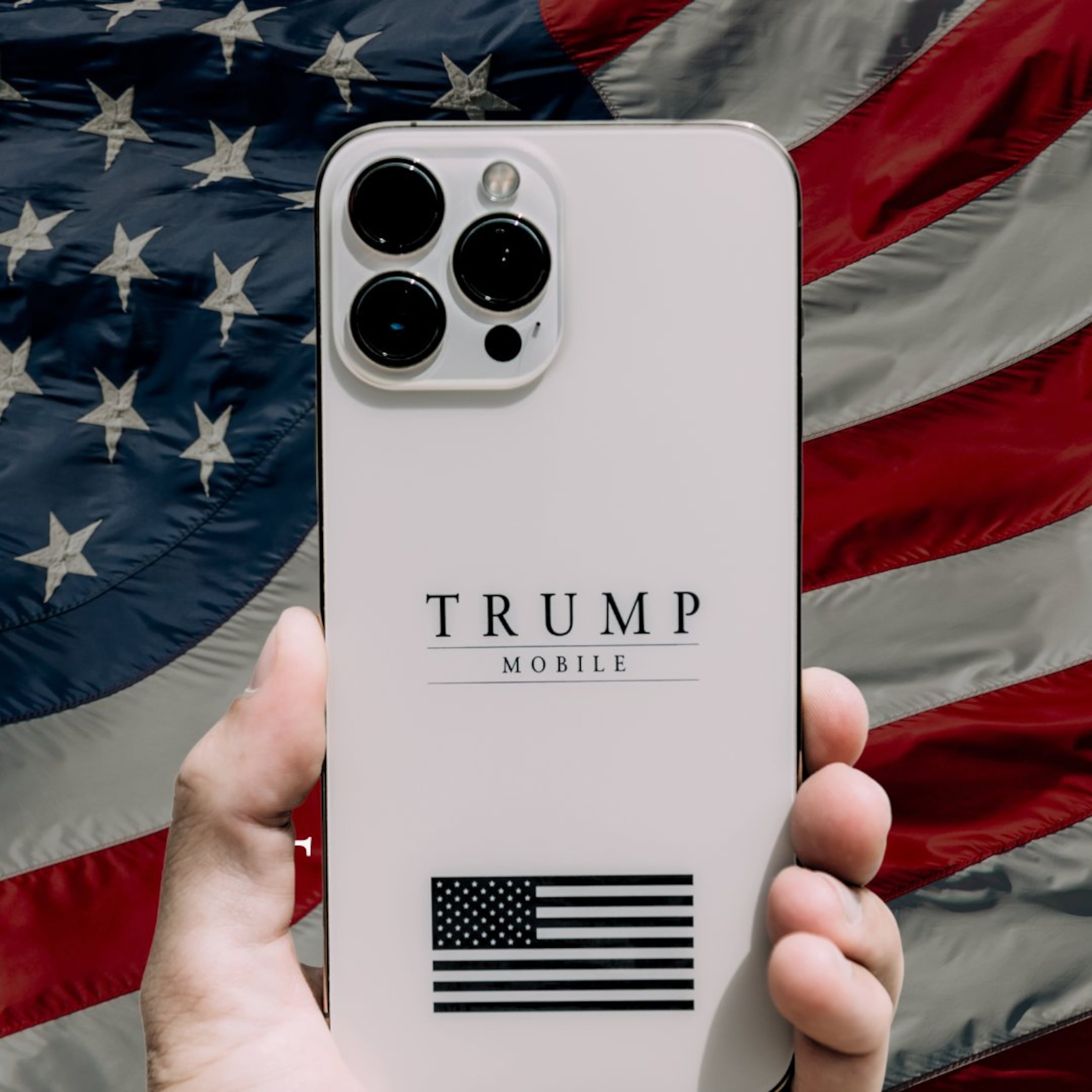 Durante una entrevista con el podcaster Ben Shapiro, Eric Trump habría reconocido que al menos los primeros lotes del teléfono no se fabricarían en Estados Unidos.