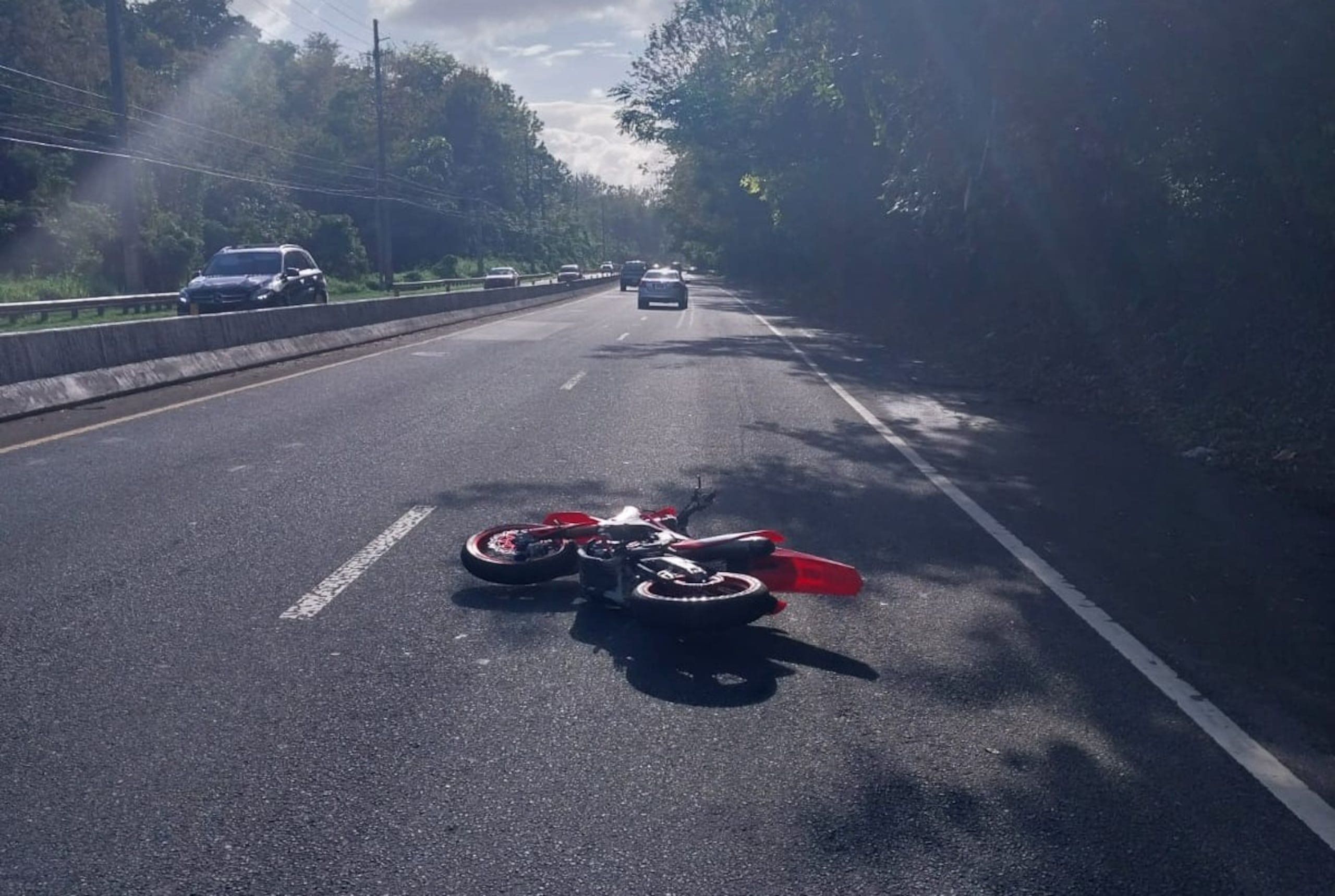 Escena de un accidente en motora. (Archivo)