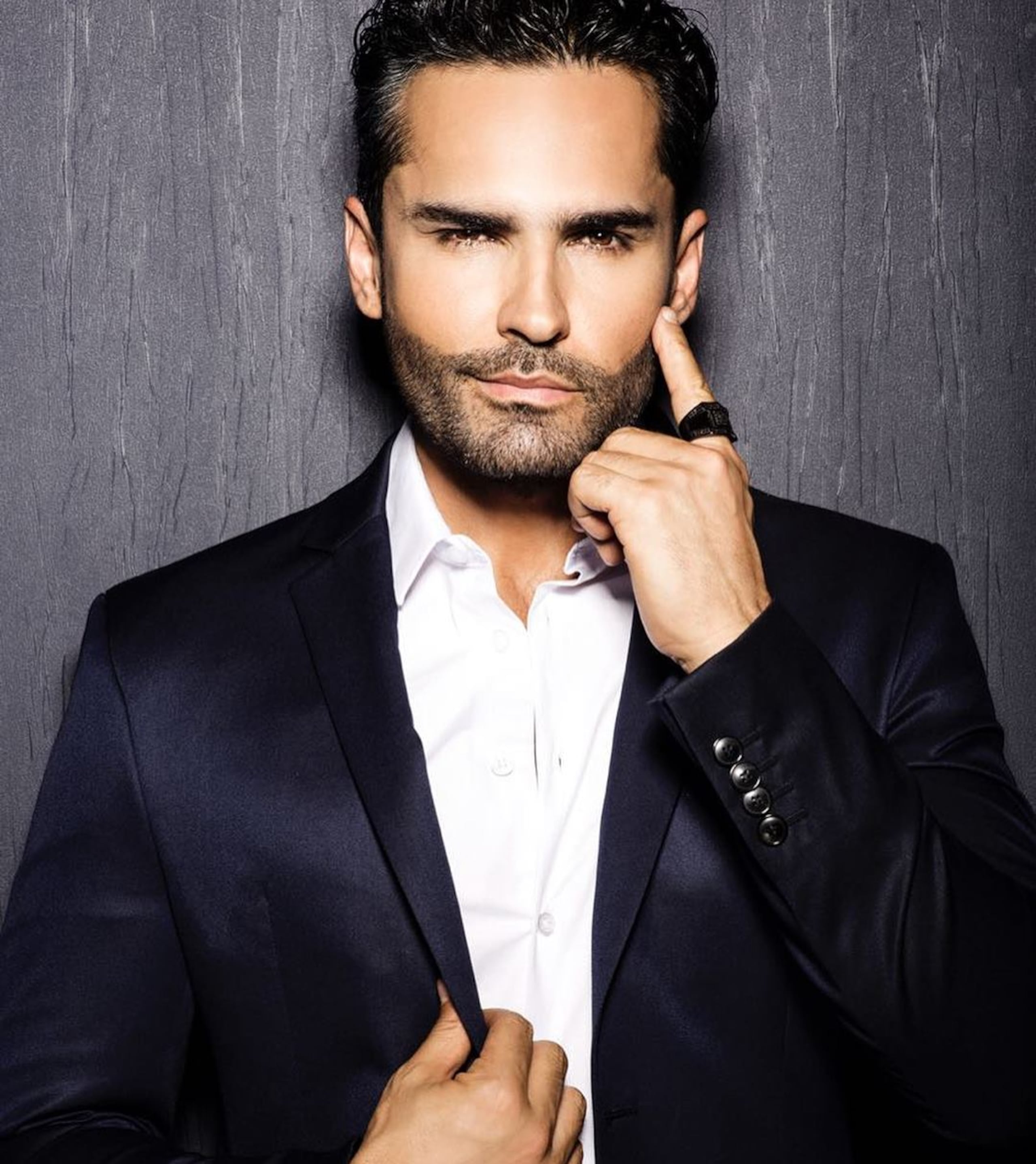 Fabián Ríos es un actor y modelo colombiano de 41 años.
