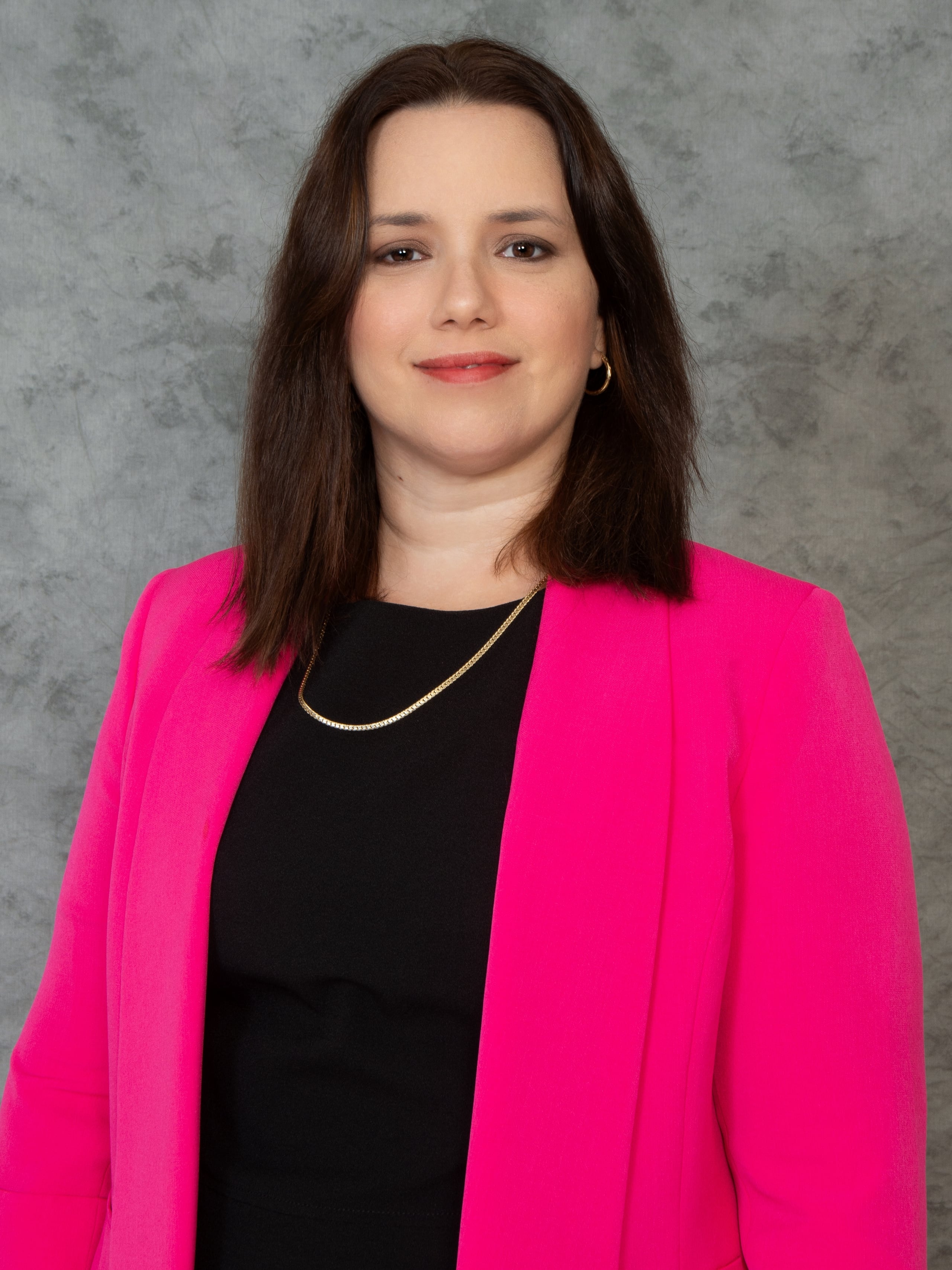 La CPA Elisa Vélez Pérez es miembro del Comité de Asuntos Contributivos del colegio de CPA.