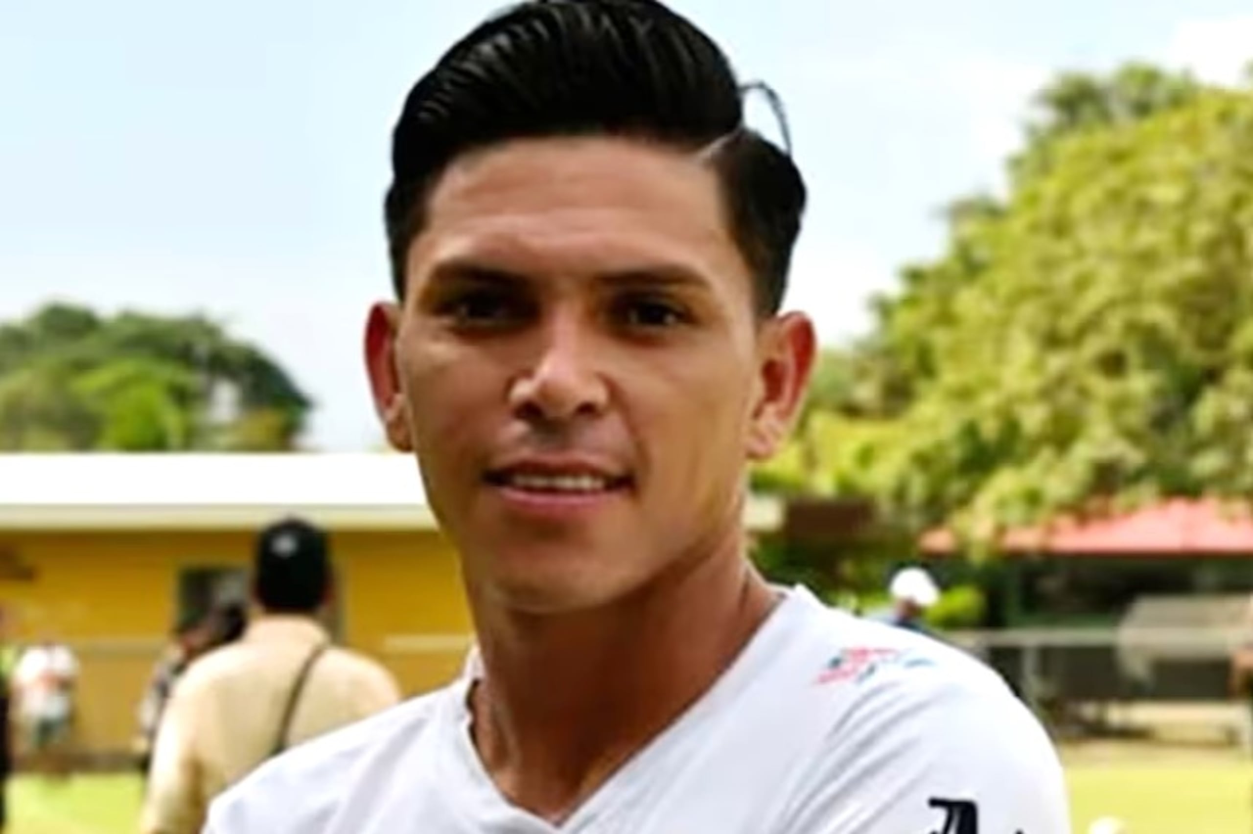 Se lanzó al río, sin contar con que este es frecuentado solamente para la pesca desde hace años por la presencia de cocodrilos.