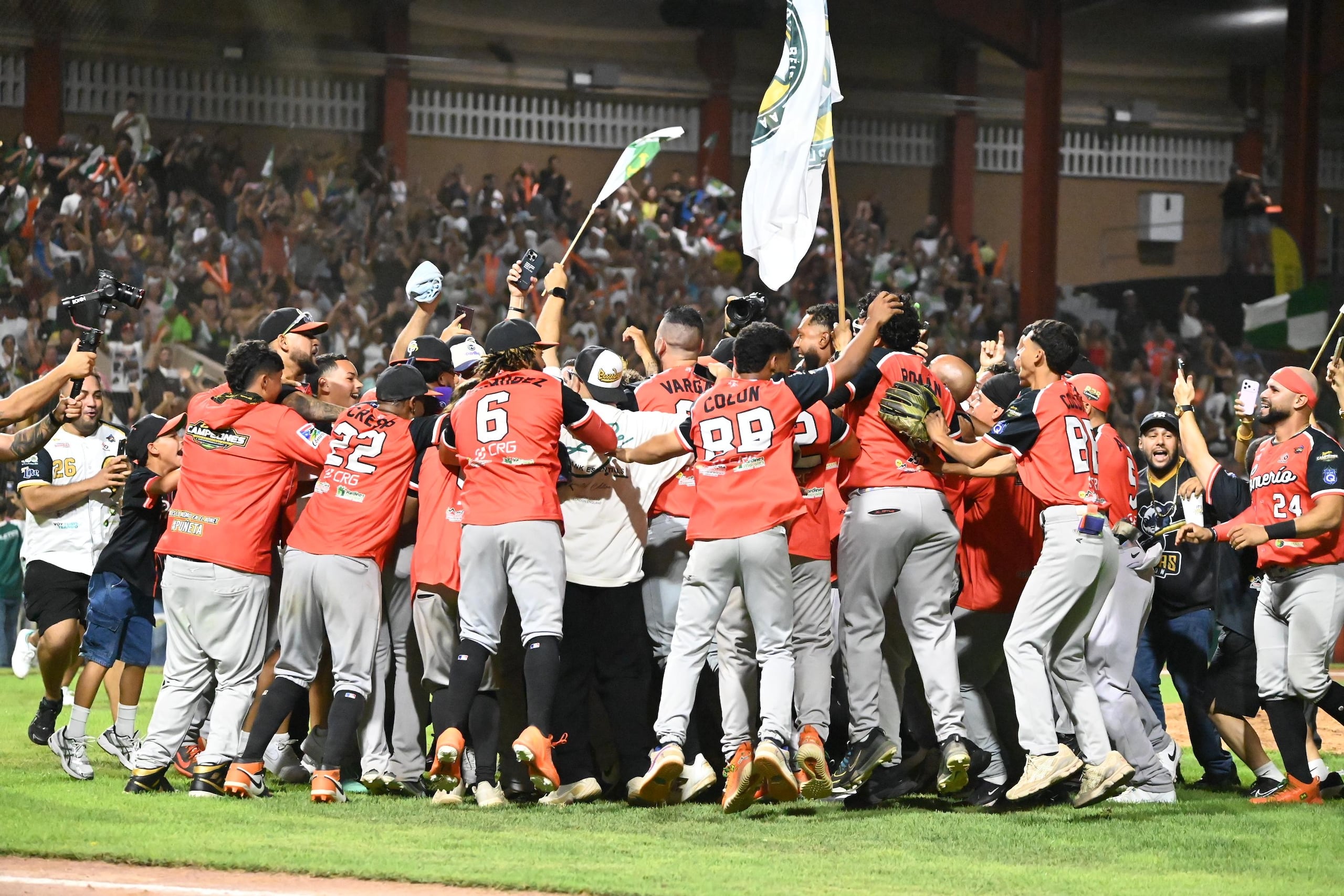 Pescadores del Plata son los nuevos campeones del Beisbol Doble A.