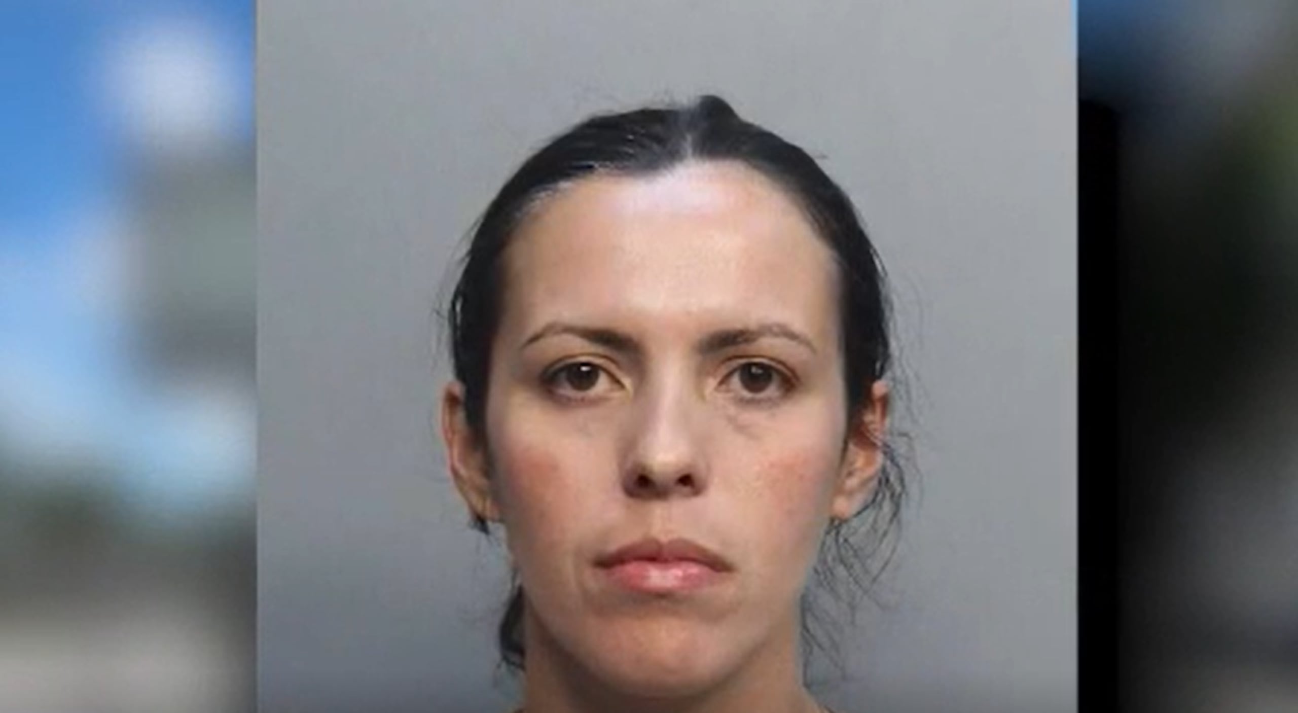 Nikol Marie Rodríguez, maestra arrestada en Florida.