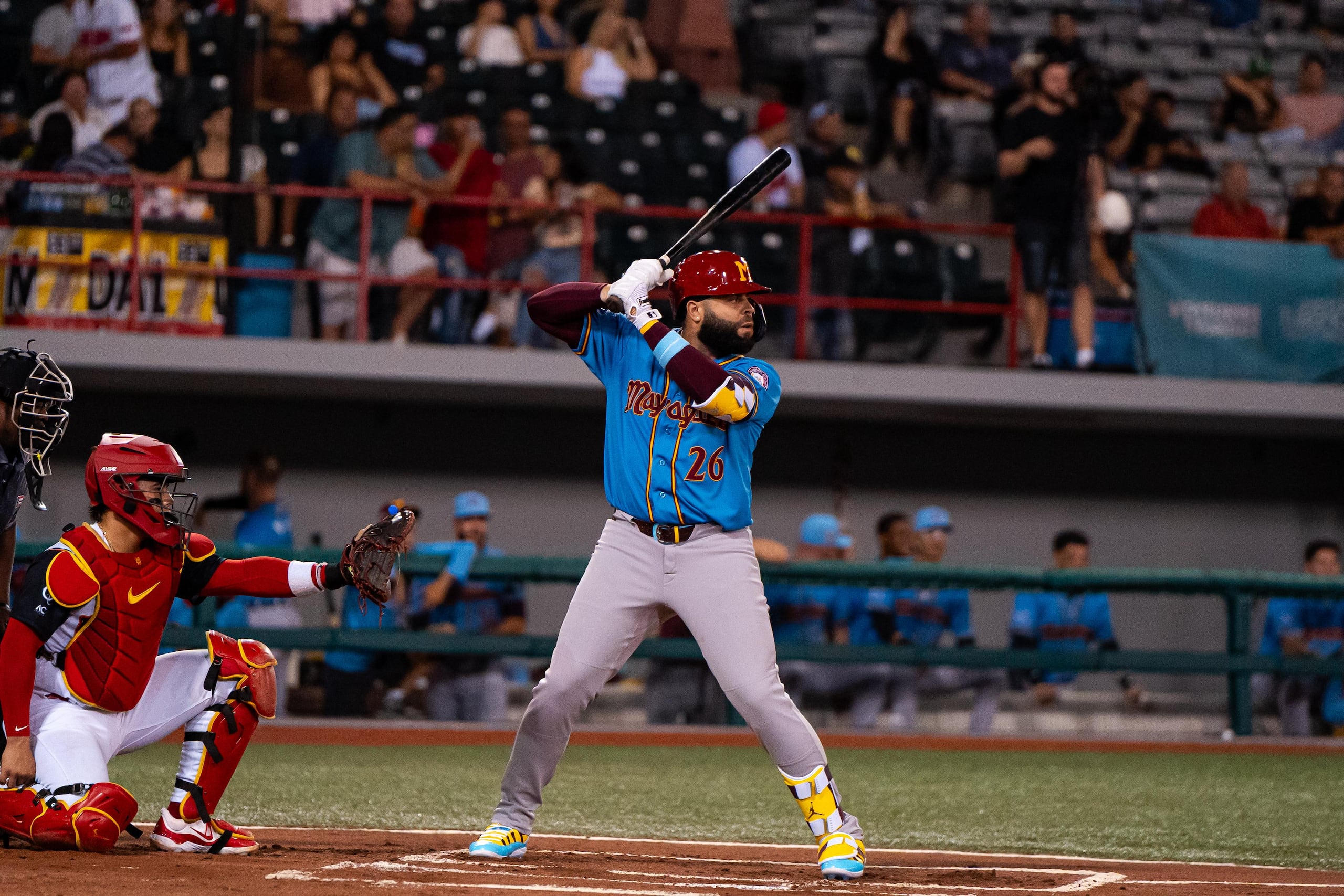 Emmanuel Rivera, de los Indios.