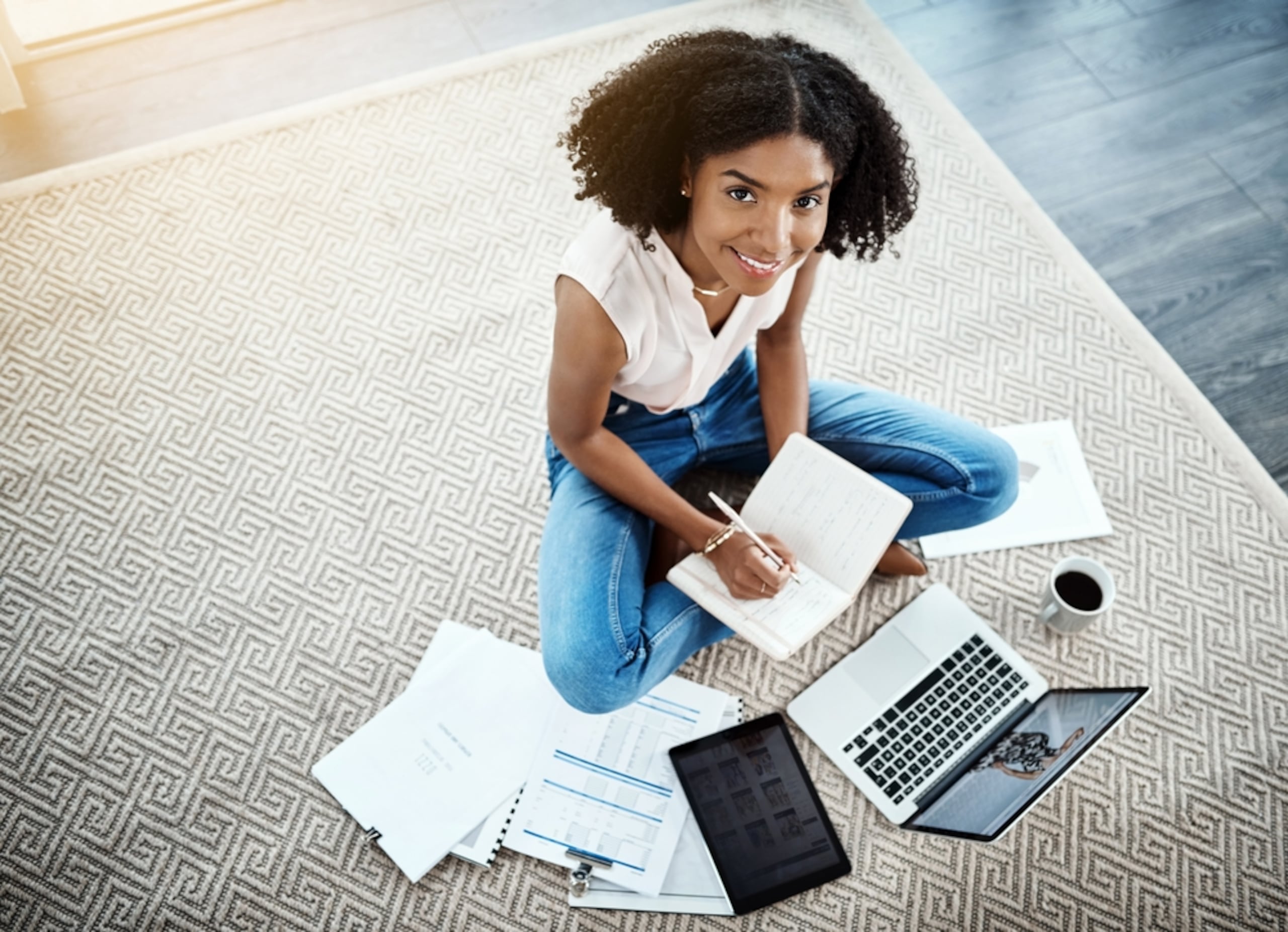 Es importante que el estudiante evalúe junto con su consejero escolar sus intereses, habilidades y planes futuros.