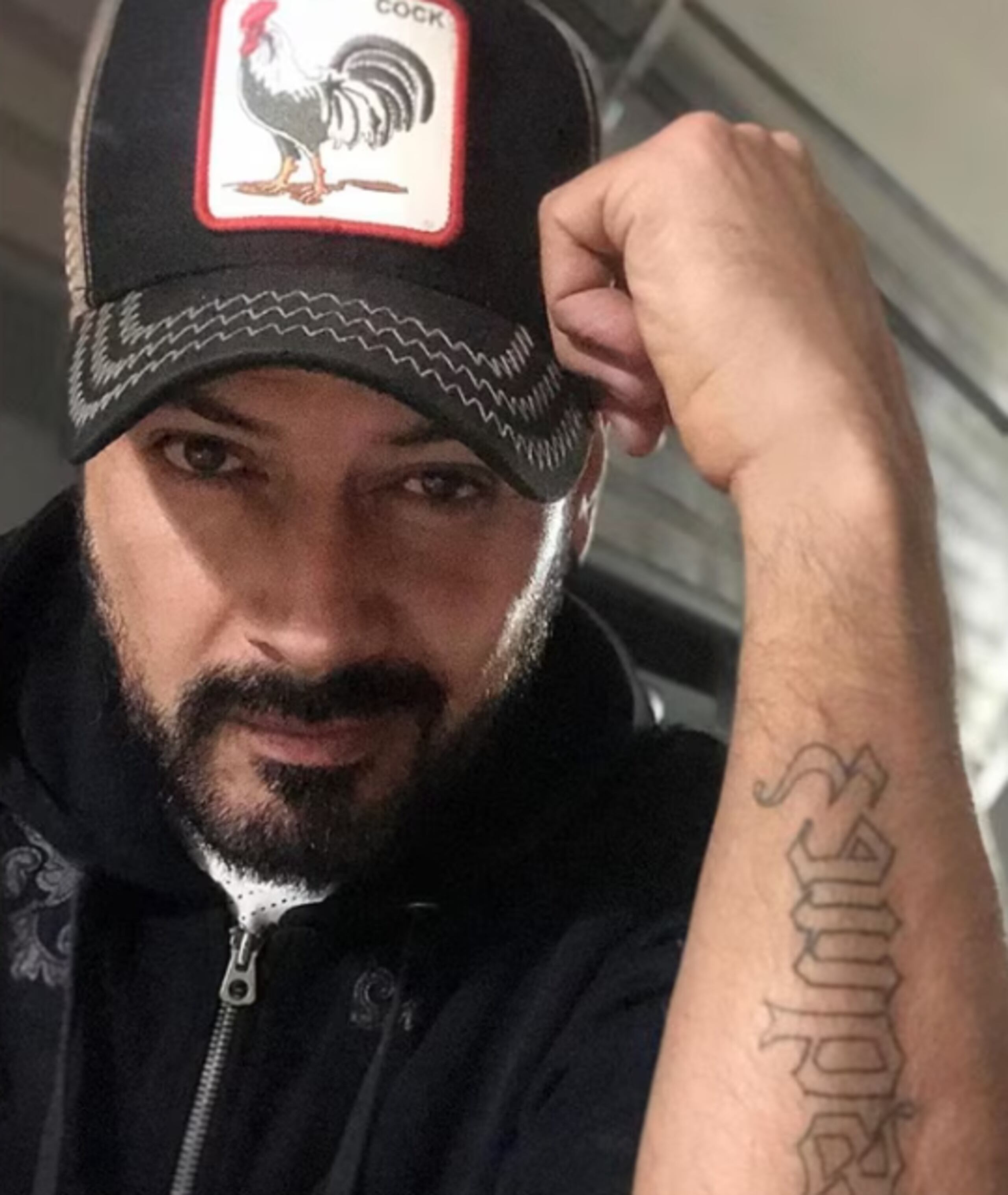 Tommy Vásquez.