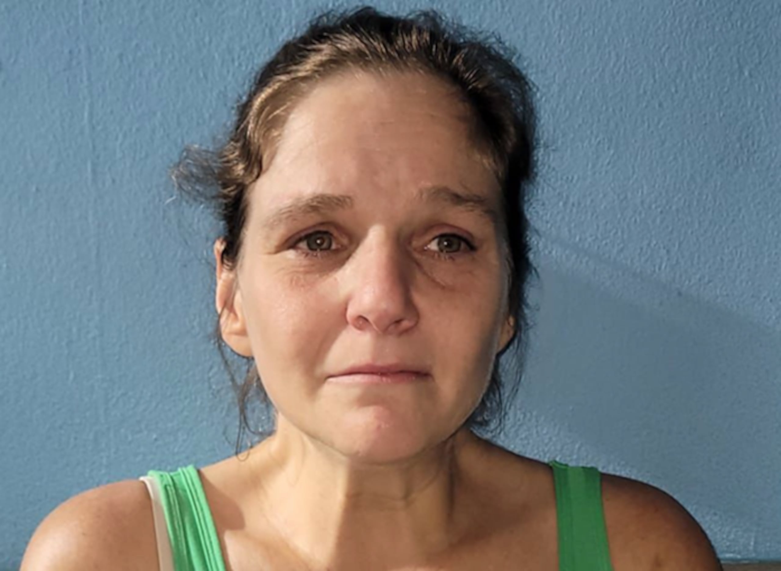 Danielle Andrews será extraditada a Estados Unidos, donde era buscada por privación ilegal de custodia de menor.