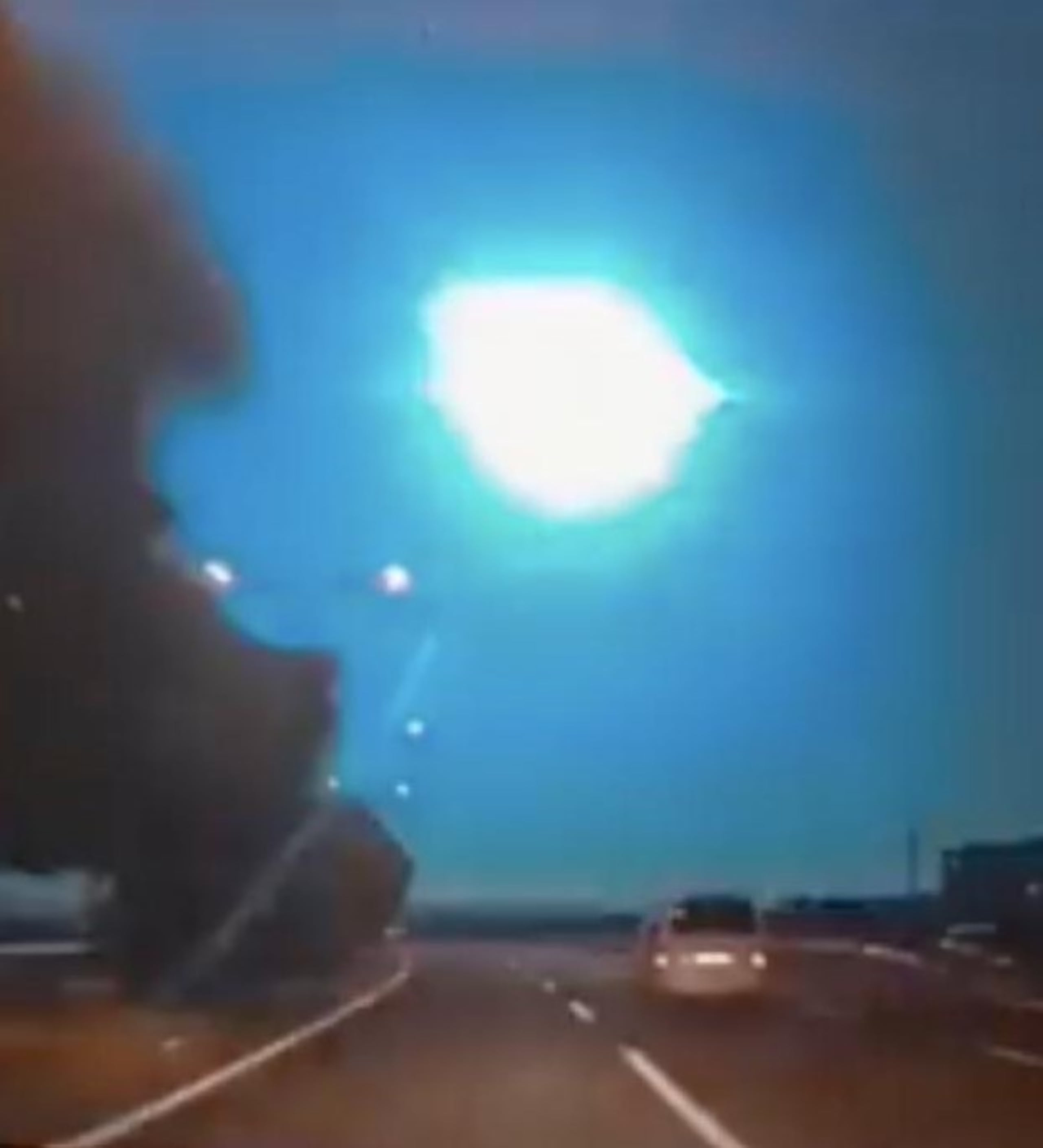 Según medios internacionales, el meteorito cayó en la provincia de Sanliurfa y fue posible ver sus destellos ardientes durante su descenso.