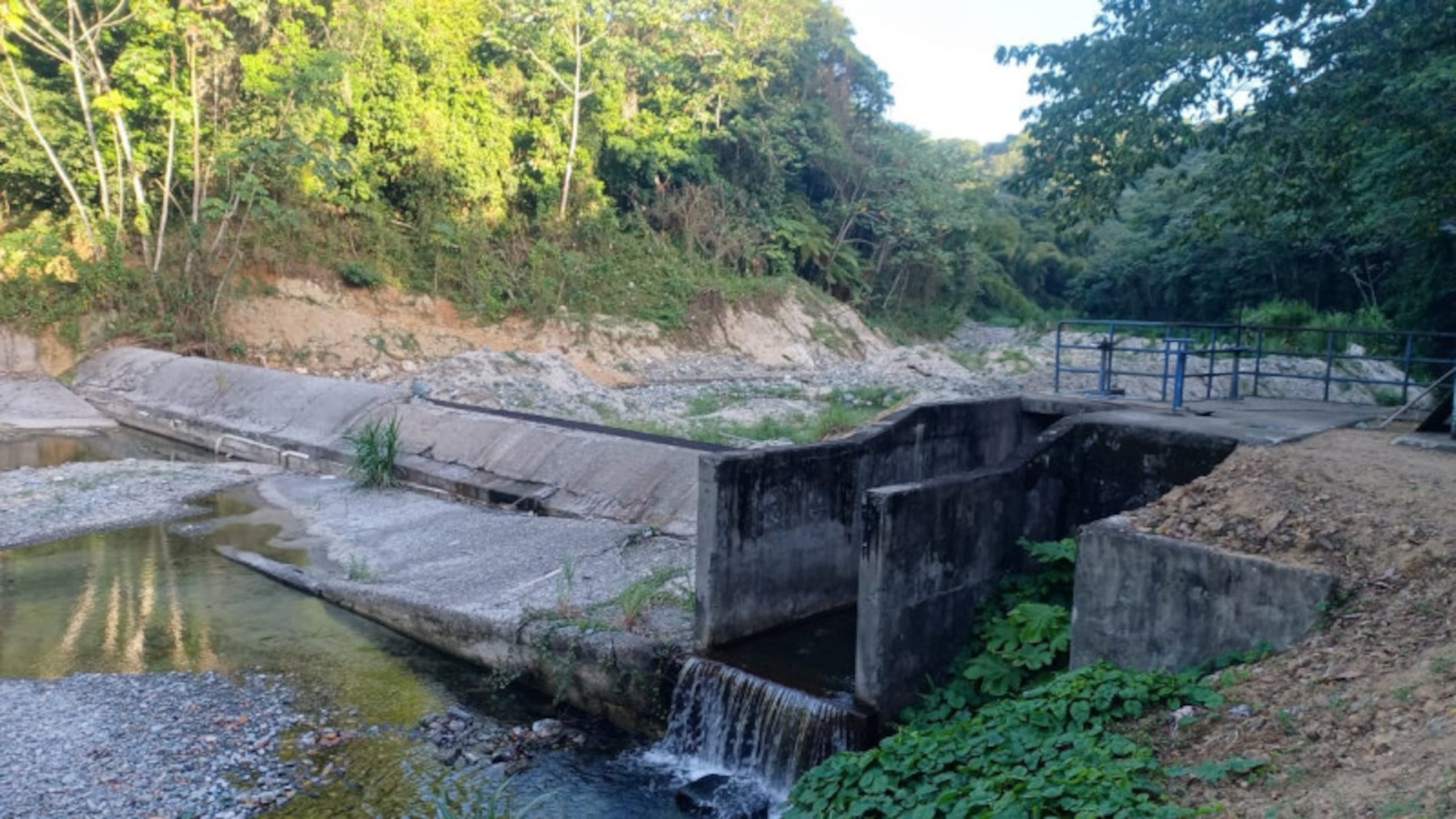 La falta de lluvias y la prolongada sequía están afectando los embalses.