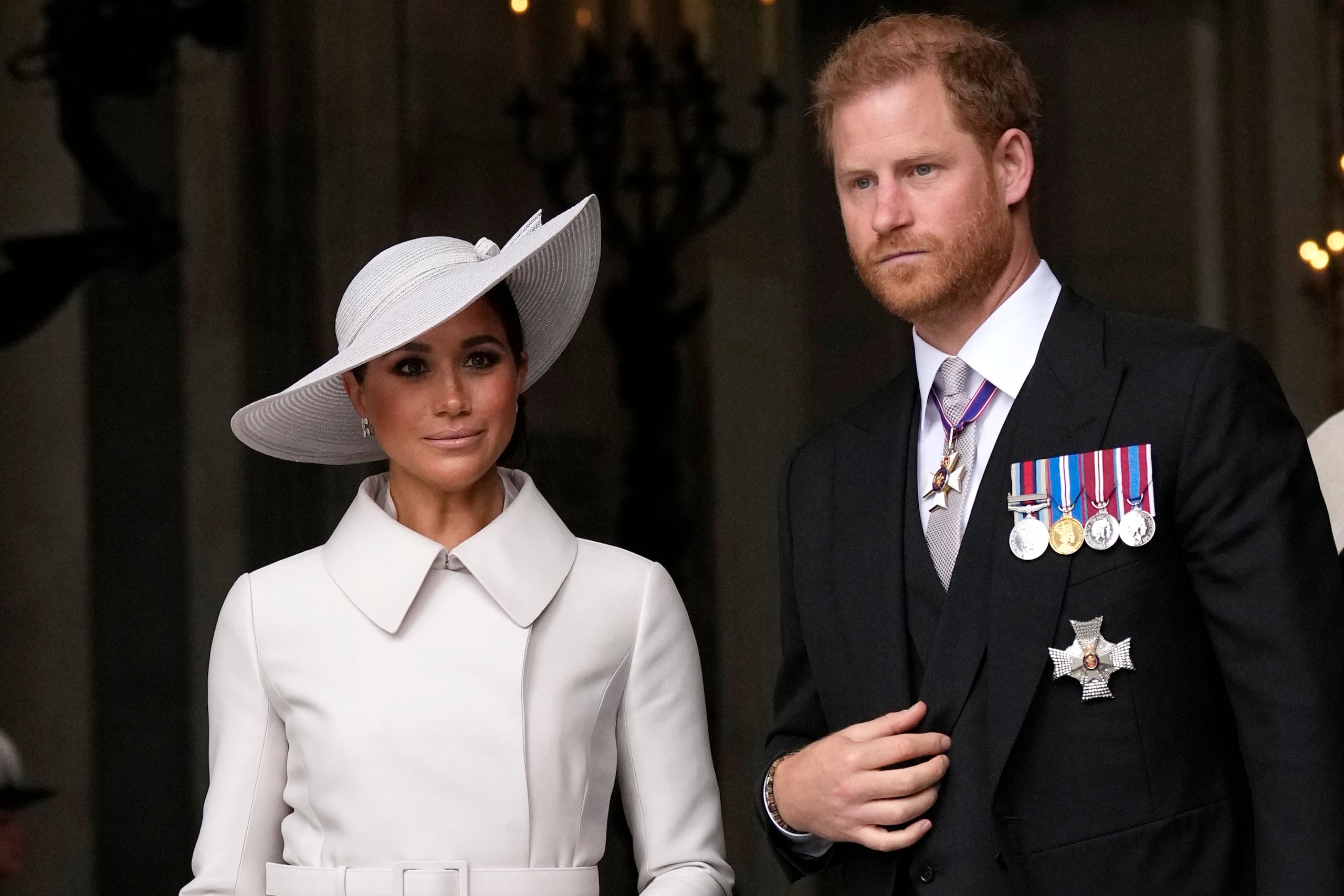 Enrique y Meghan se apartaron de sus funciones reales en 2020, cuando se mudaron a Norteamérica para ganarse la vida por cuenta propia mediante lucrativos acuerdos con Netflix y Spotify.