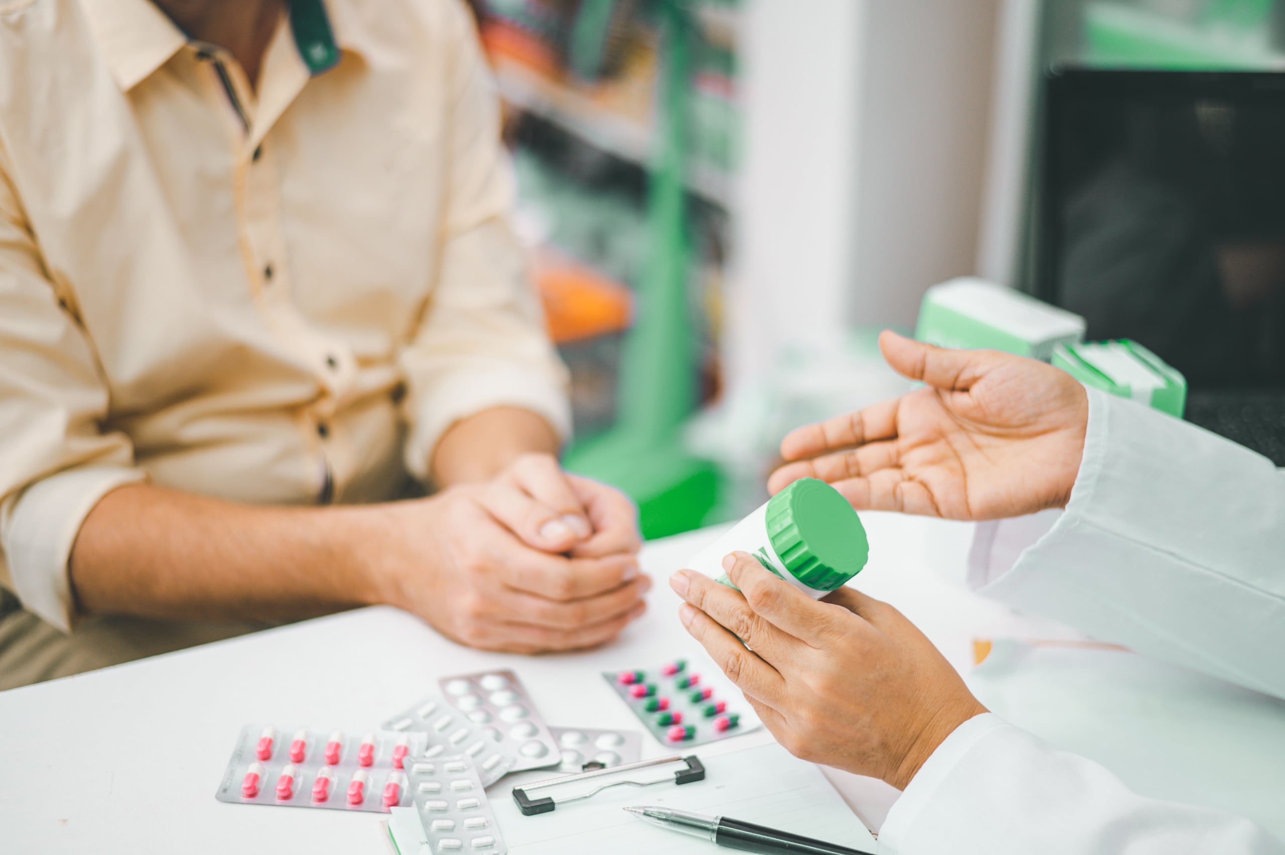 Crear hábitos consistentes mejora la efectividad del tratamiento y reduce el riesgo de olvidos o de duplicación de dosis.