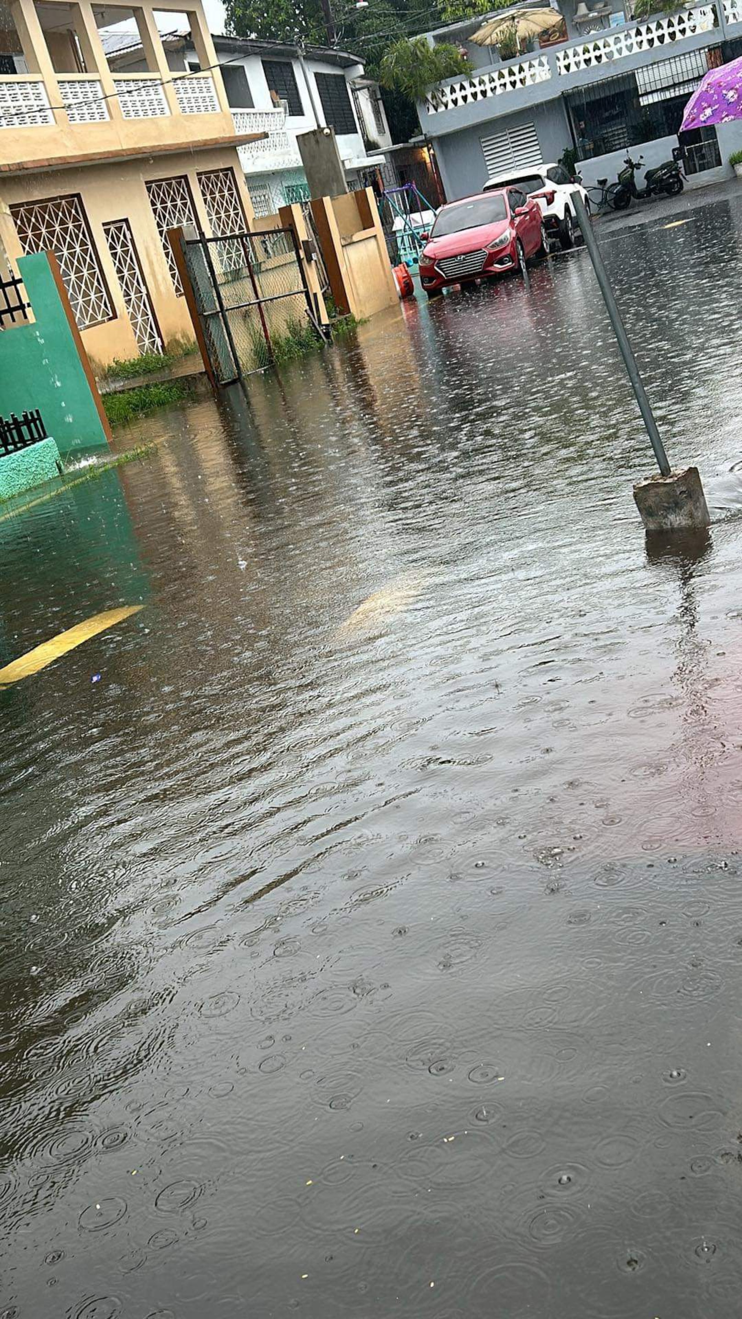 El sector Playita en Santurce tiene problemas de inundaciones con cada lluvia fuerte.