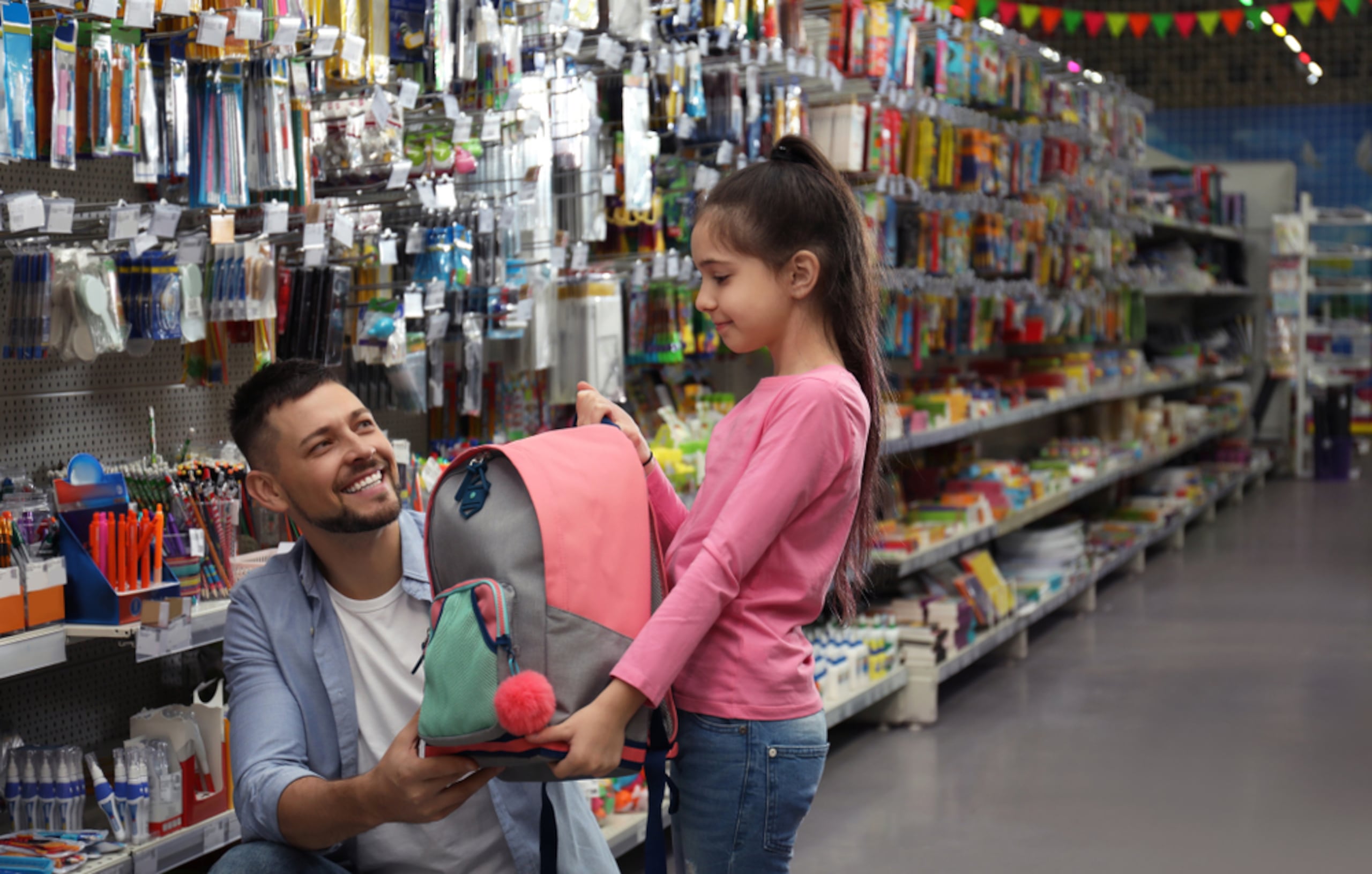 Con planificación adecuada, los consumidores podrán maximizar sus ahorros y enfrentar el nuevo año escolar con mayor tranquilidad.