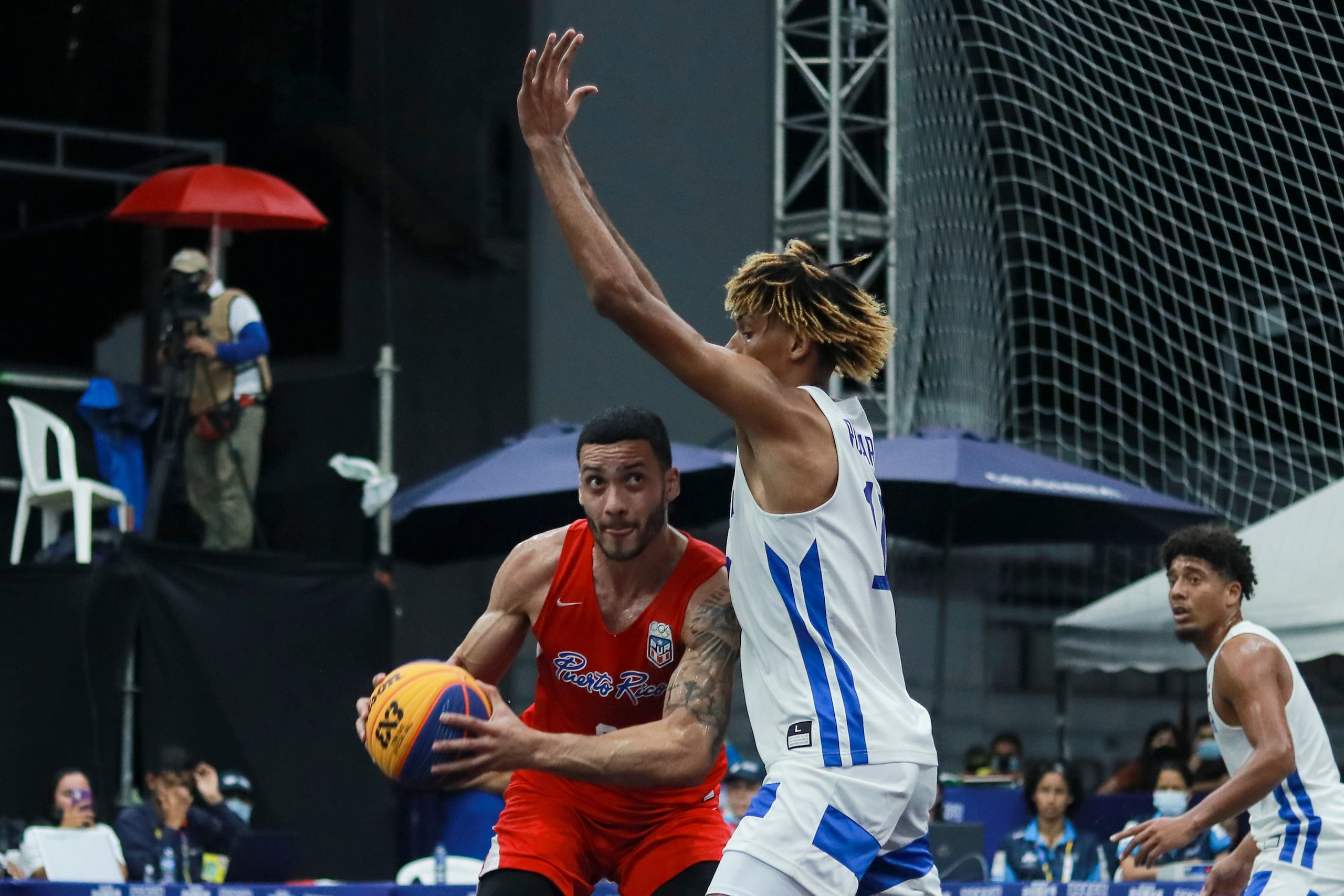 Leandro Allende colaboró en el triunfo con siete puntos.