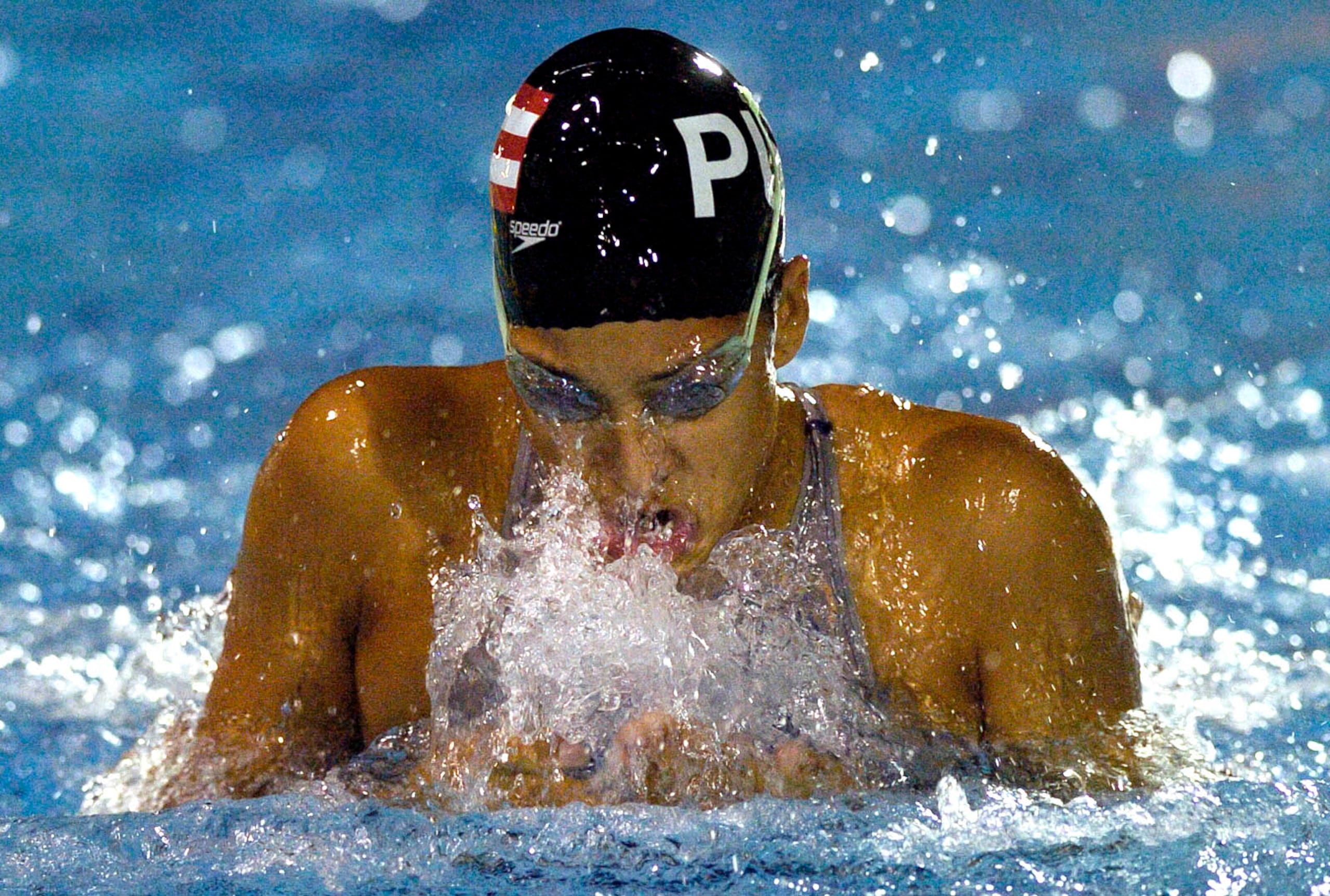 Betsmara Cruz fue nadadora por Puerto Rico en los Juegos Centroamericanos y del Caribe Cartagencia 2006.