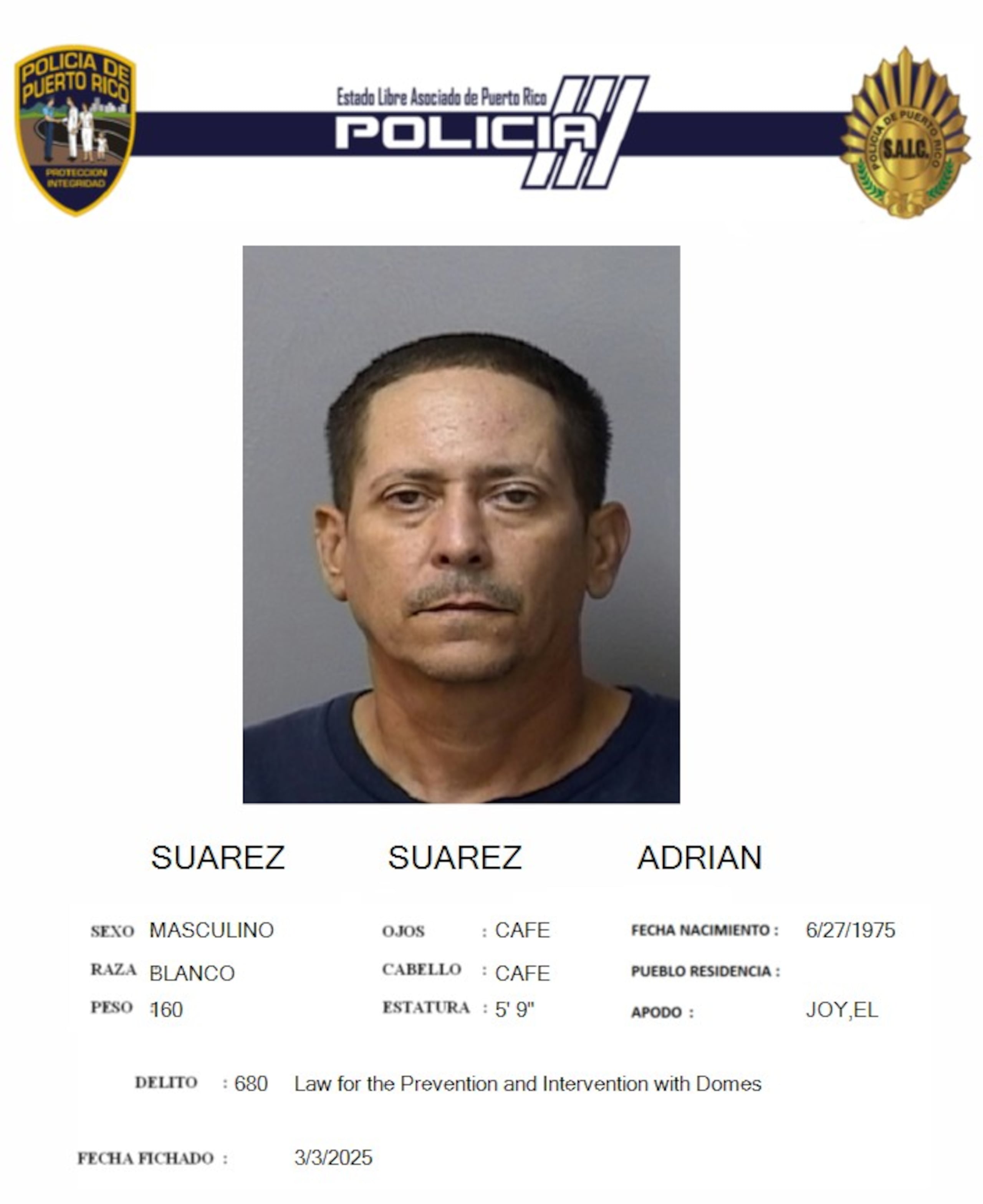 Adrián Suárez Suárez, fue contrado muerto en su celda del Complejo Correccional de Bayamón. Se desconocen las causas de su deceso.