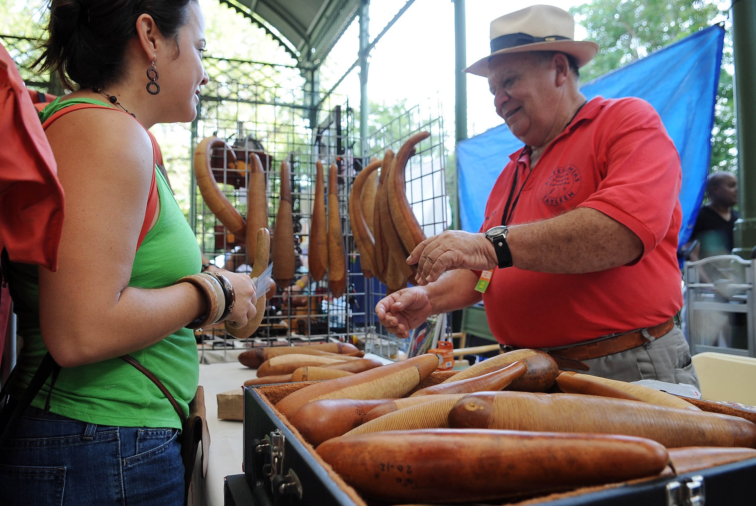 En Peñuelas se celebra la tradición al honrar uno de nuestros instrumentos típicos en el Festival del Güiro y el Flamboyán.