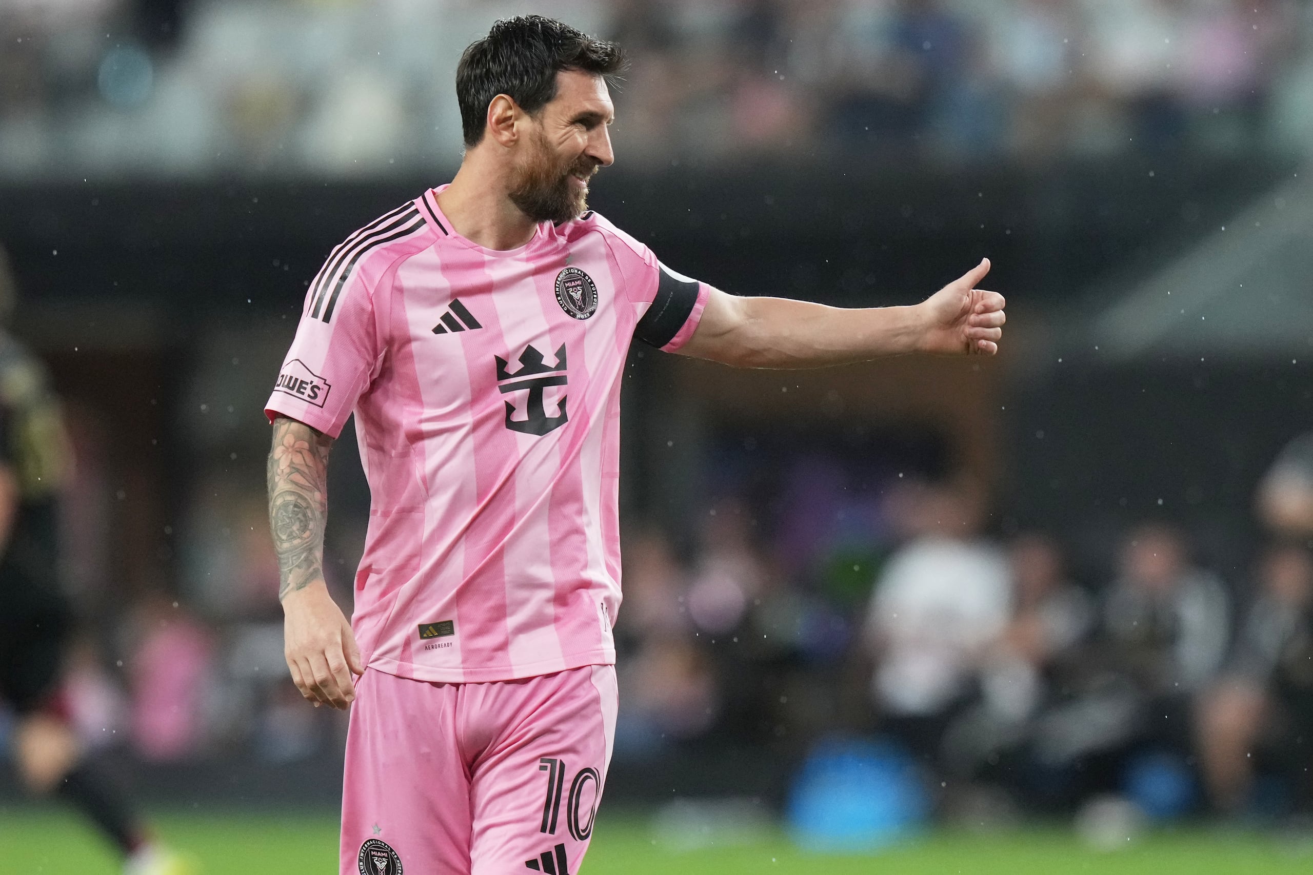 Lionel Messi, del Inter Miami, festeja en la segunda mitad de un partido de la MLS.