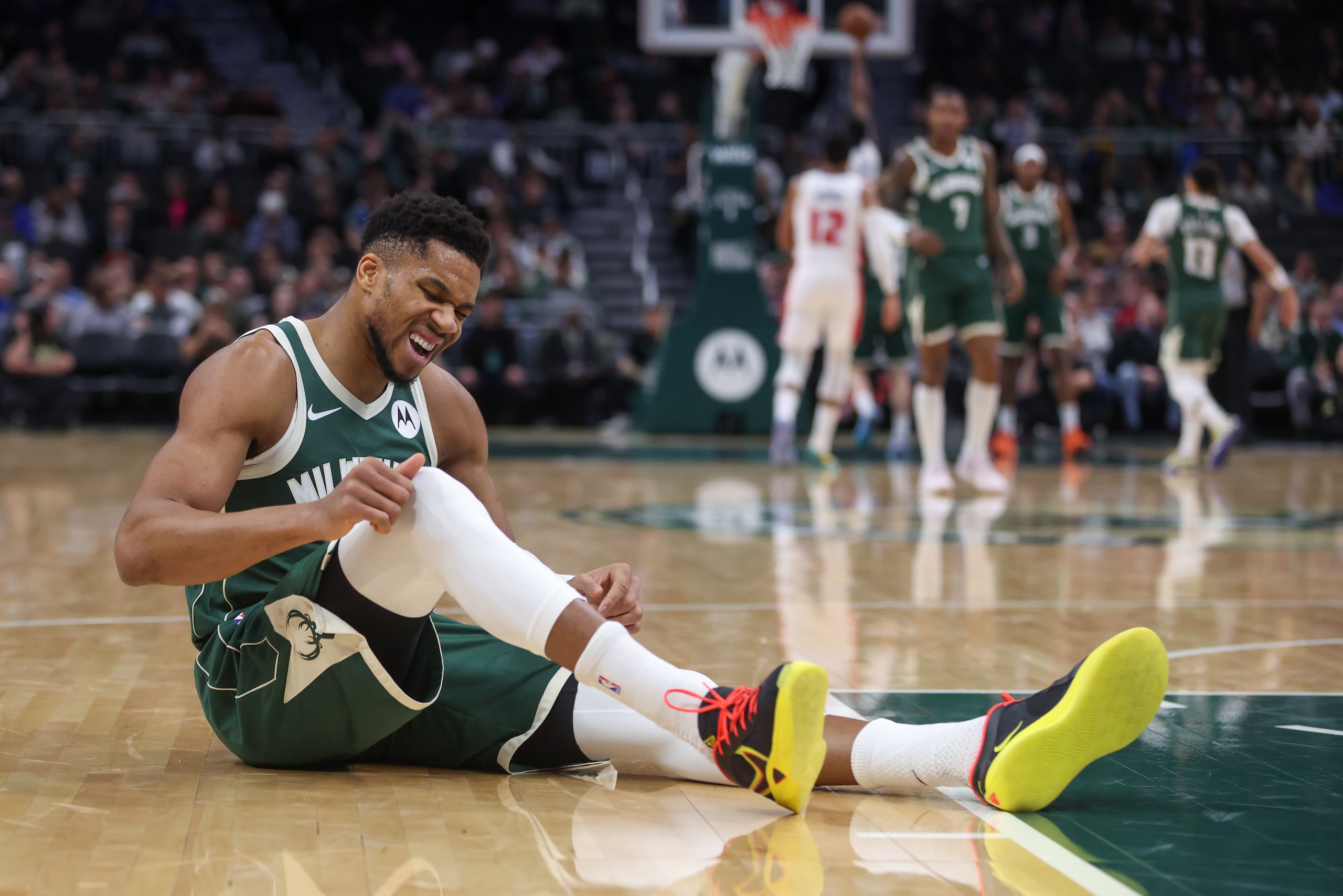 Previamente, Antetokounmpo se perdió ocho juegos del 5 al 26 de diciembre debido a una lesión similar.
