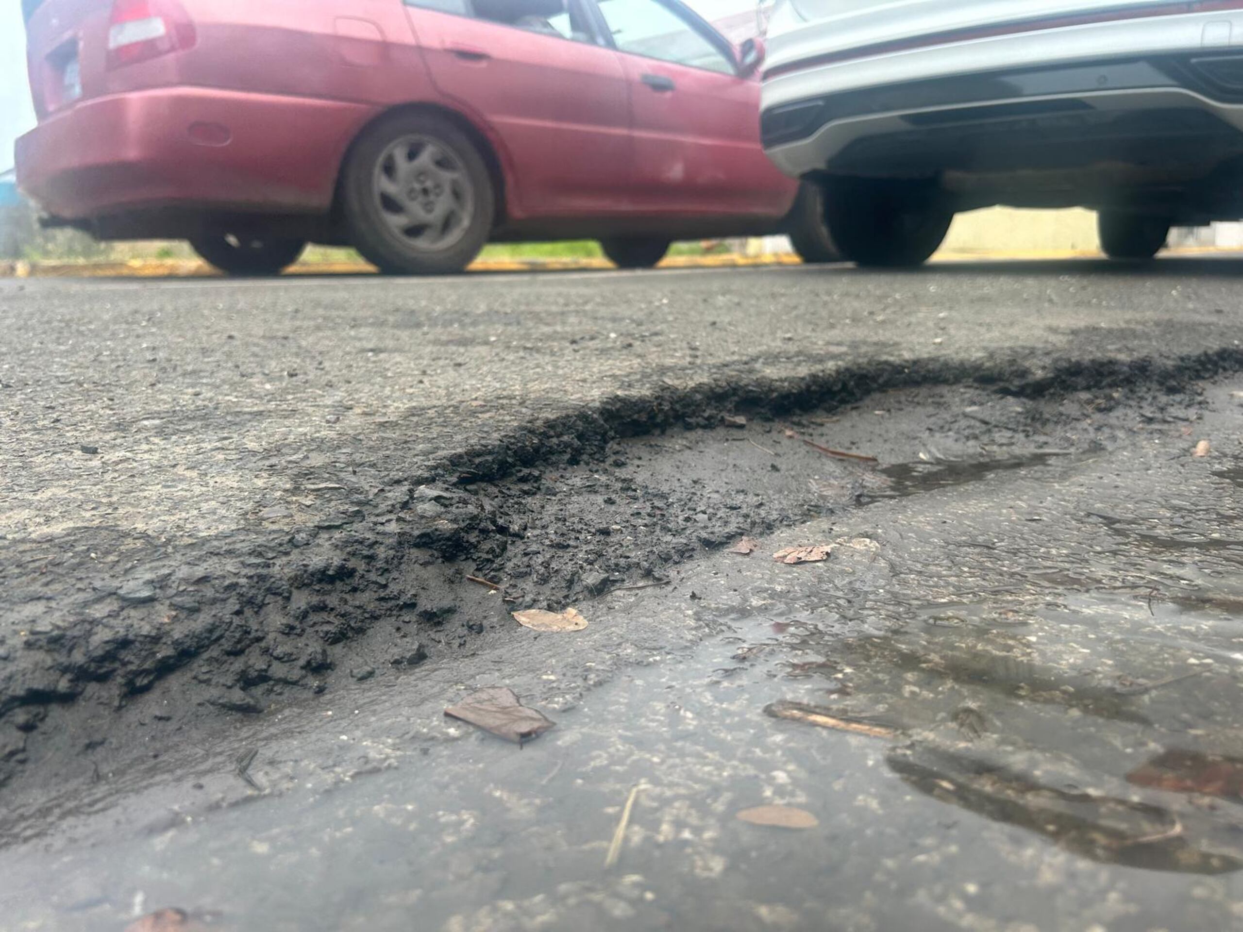 Estado de las carreteras en Santa Isabel.