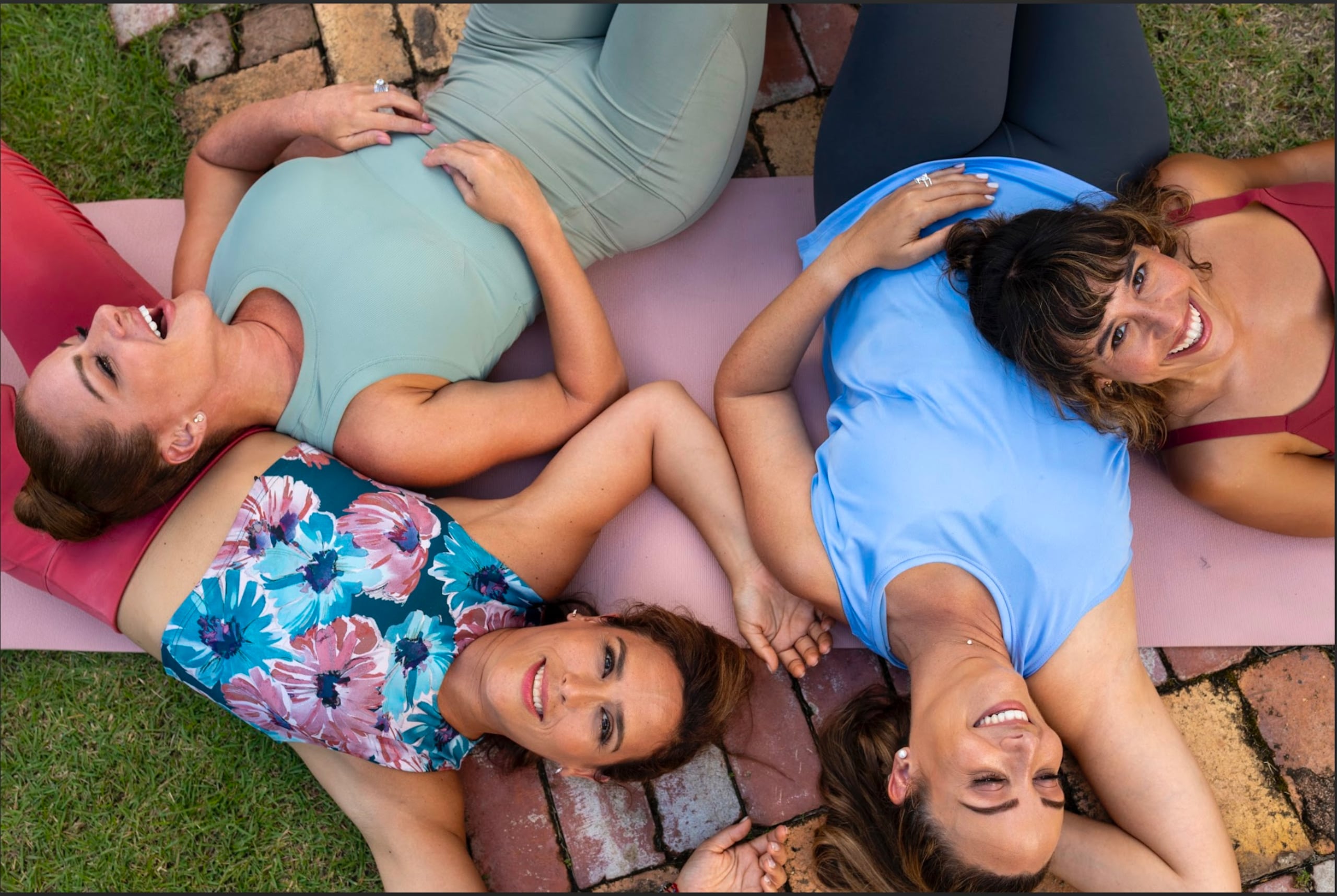 Karla Monroig, Angélica Vale, Angelique Burgos y Marisé Álvarez protagonizan "Diario, mujer & café".