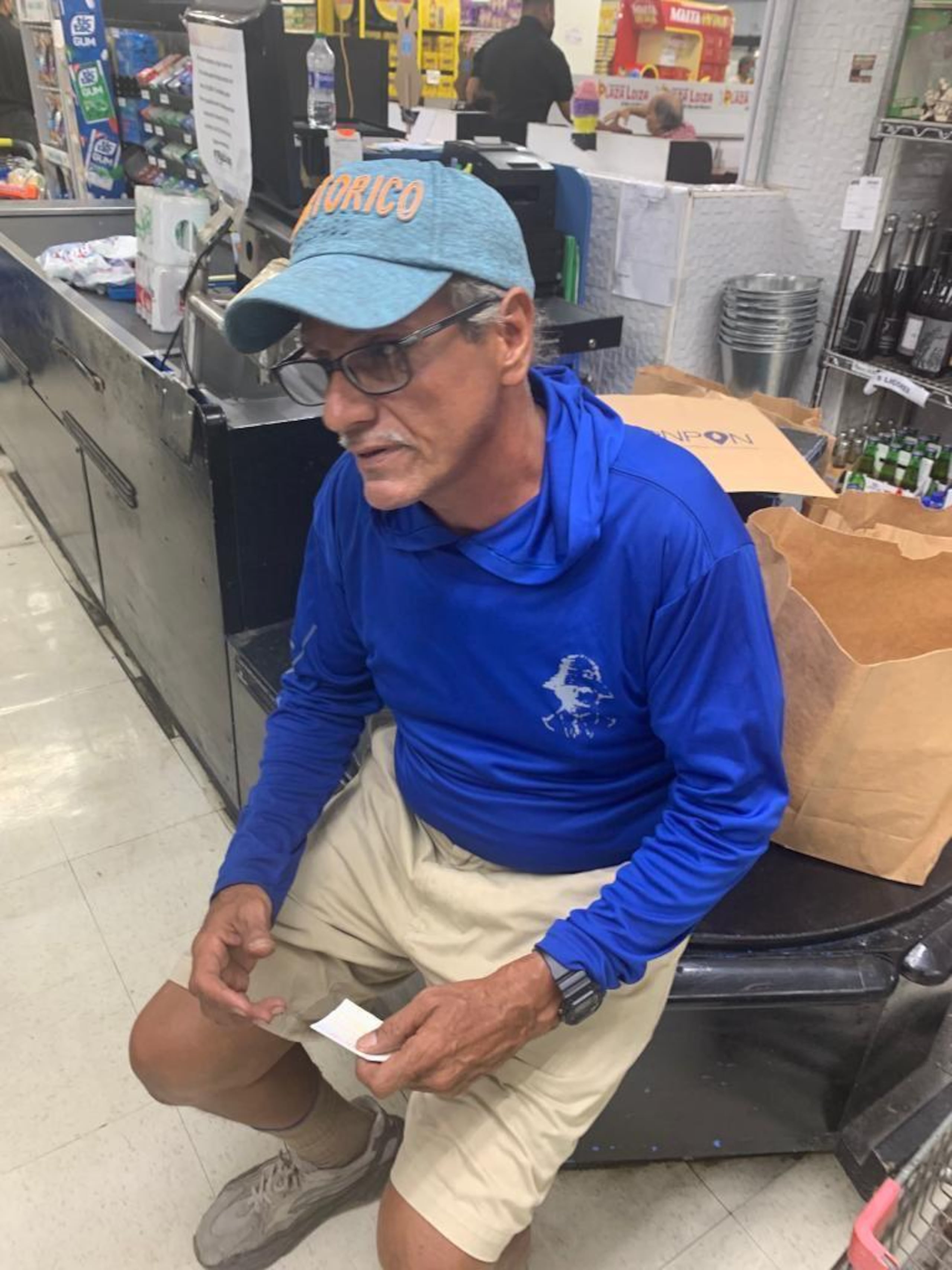 El CIC de Carolina diseminó la foto de un hombre que se alega que es sospechoso de apropiarse ilegalmente de carne del SuperMax, de la avenida Isla Verde.