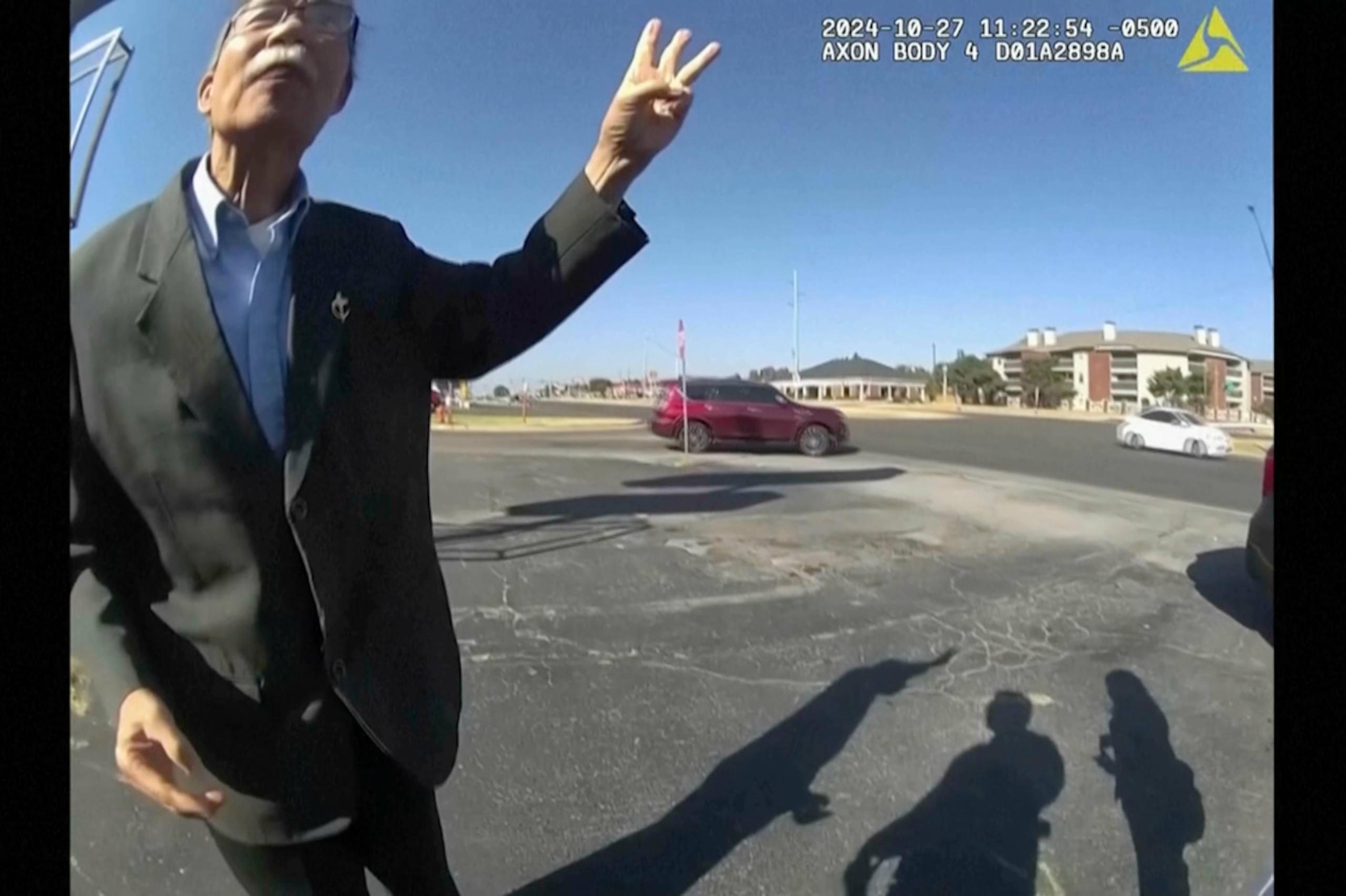 La comunidad vietnamita de la ciudad ha condenado lo ocurrido y ha mostrado su apoyo a Lich Vu, asegurando que en el vídeo se muestra que el hombre tiene problemas para expresarse y para entender al agente por el idioma.