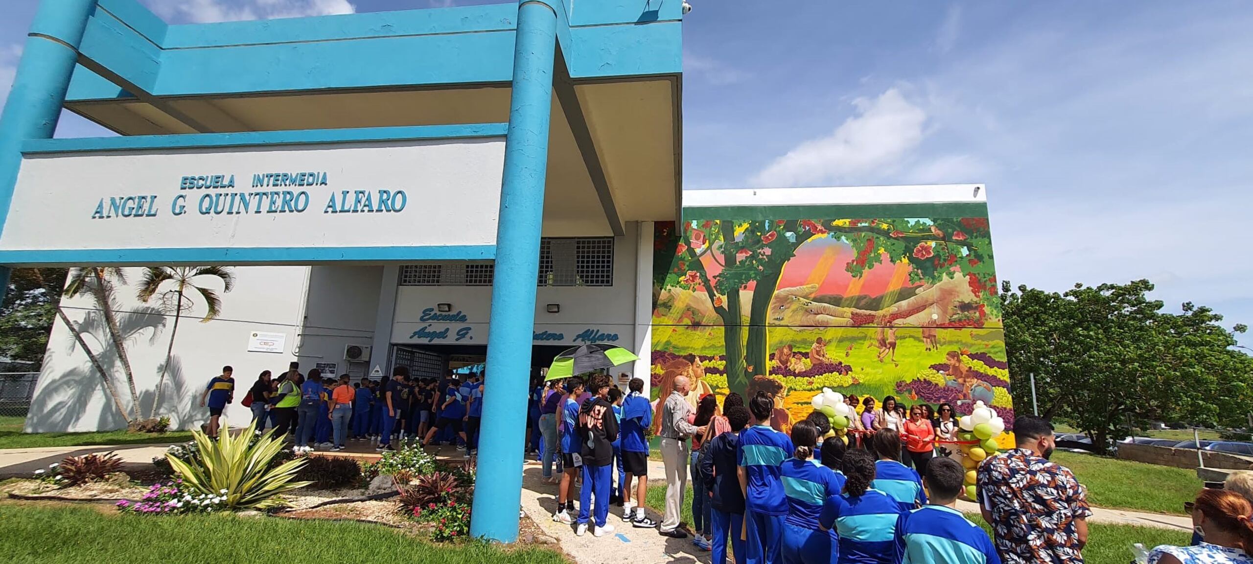 Todas las escuelas estarán abiertas durante el horario 7:30 a.m. a 12:00 p.m.