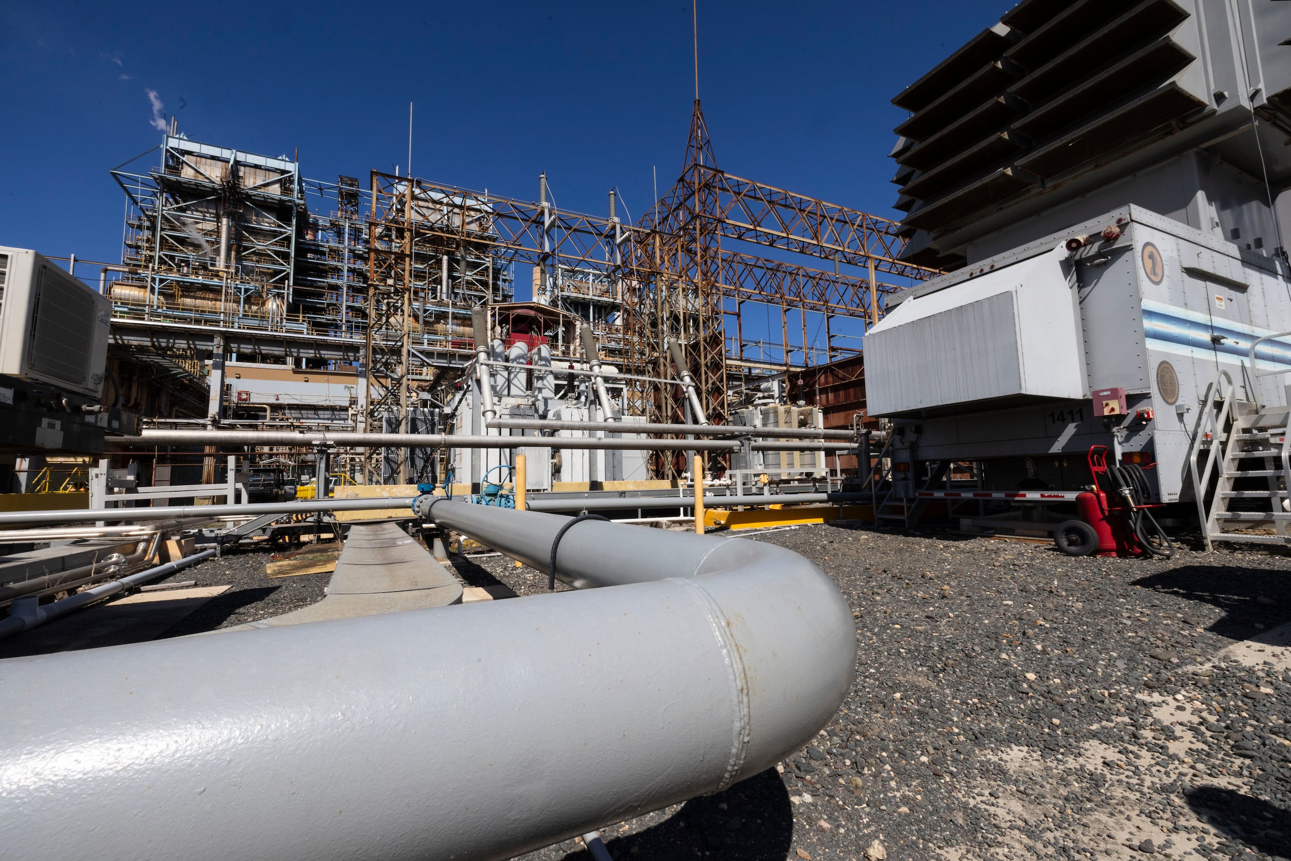 Los equipos son capaces de generar hasta 81 megawatts (MW) en conjunto.