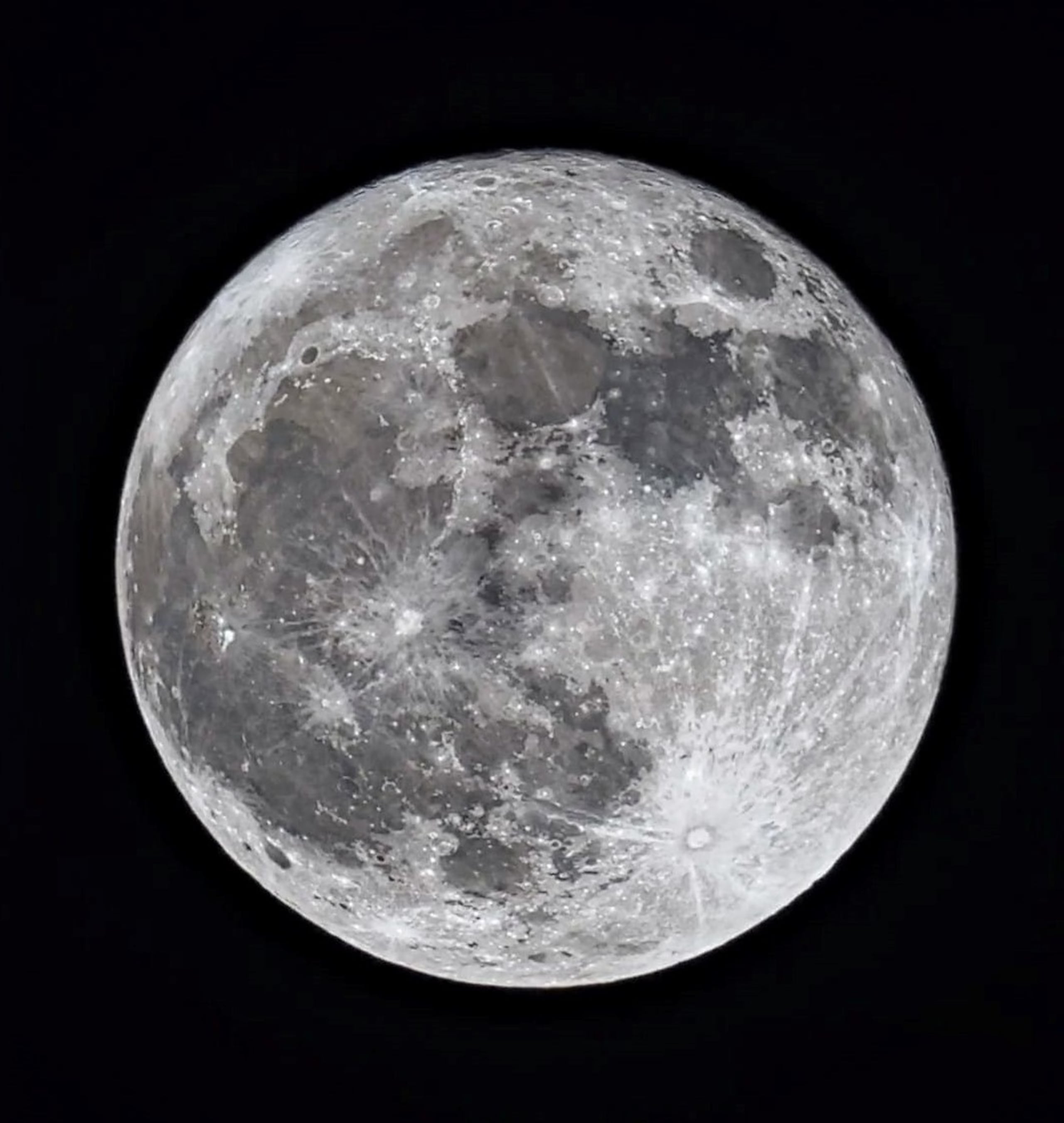 El asteroide 2024 YR4 causó preocupación el pasado año por la probabilidad -pequeña- de que chocara con la Tierra, lo que se desechó, y luego con la Luna