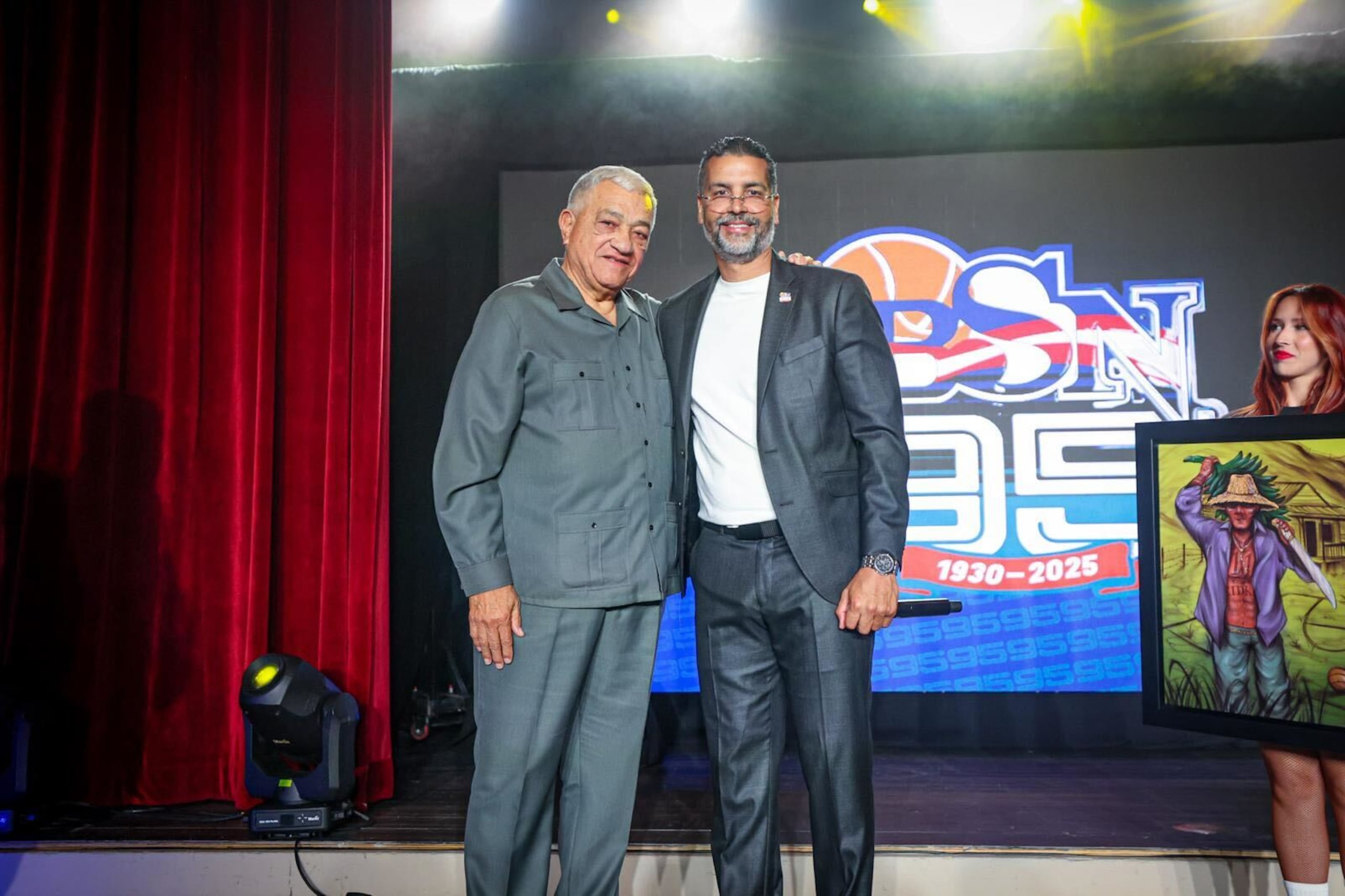 Flor Meléndez junto a Ricardo Dalmau, presidente del BSN.