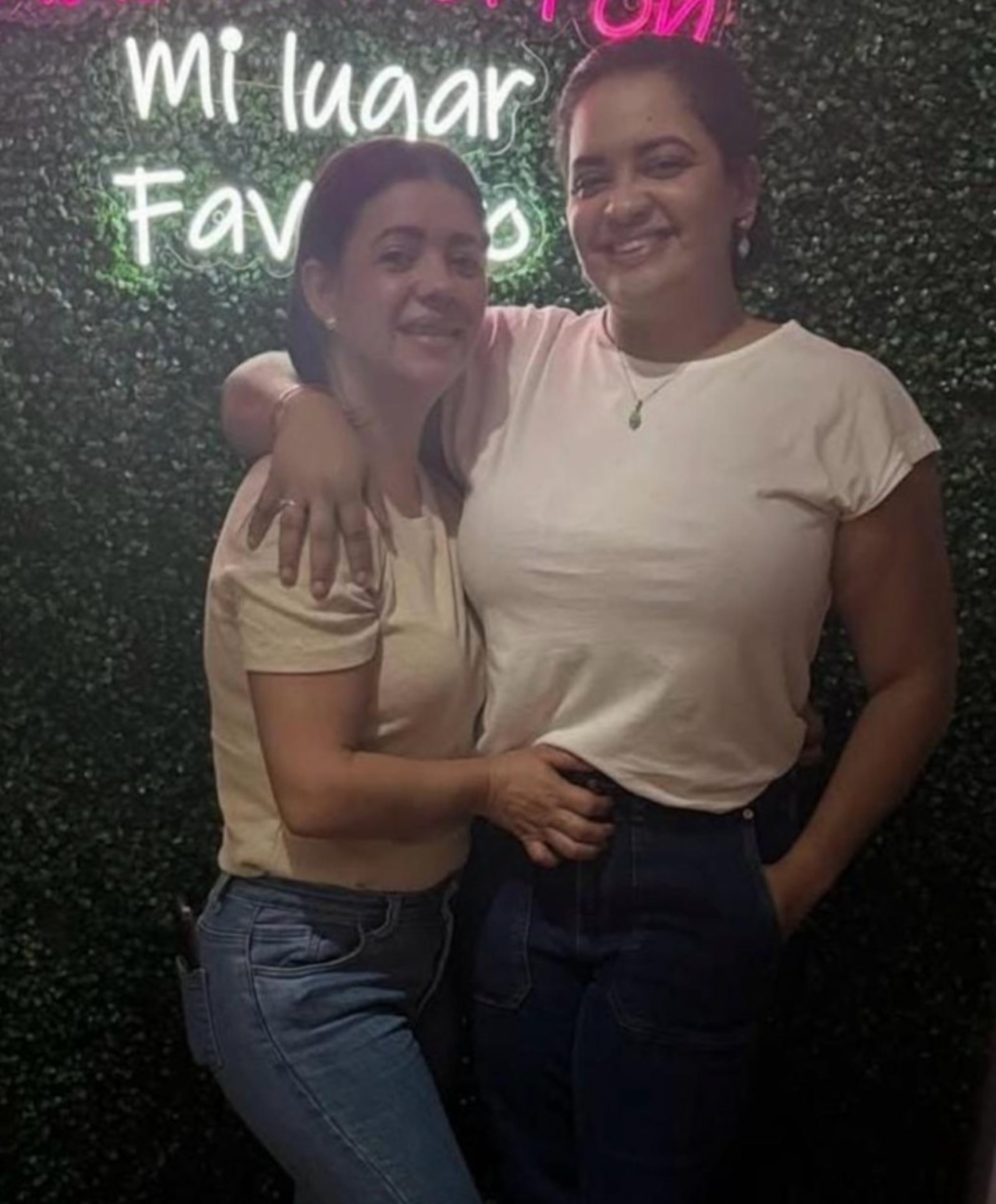 Yadira Cueto y María Peguero.