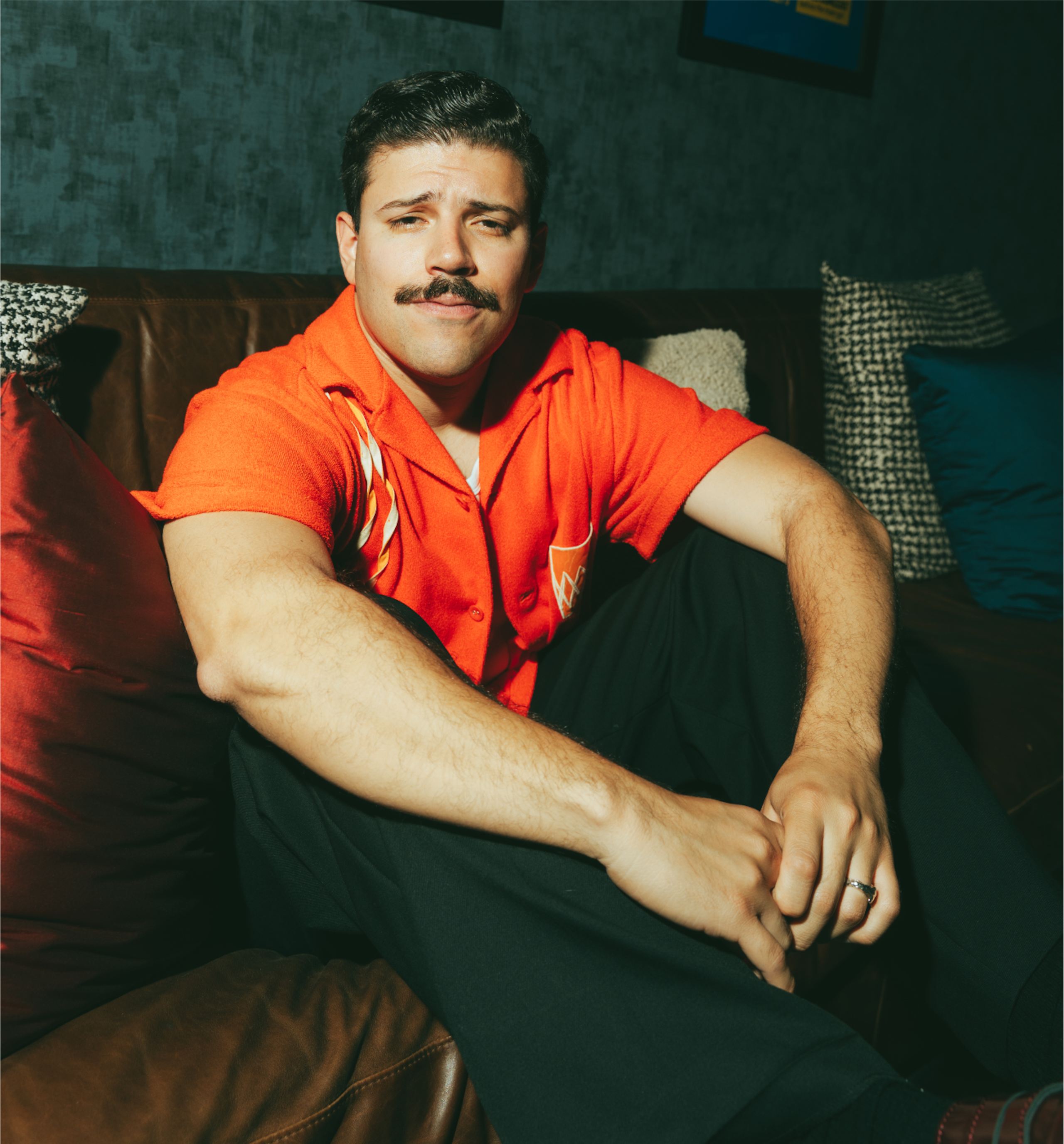 Angelo Colina ha logrado su sitial como una de las figuras más destacadas de la comedia en español.