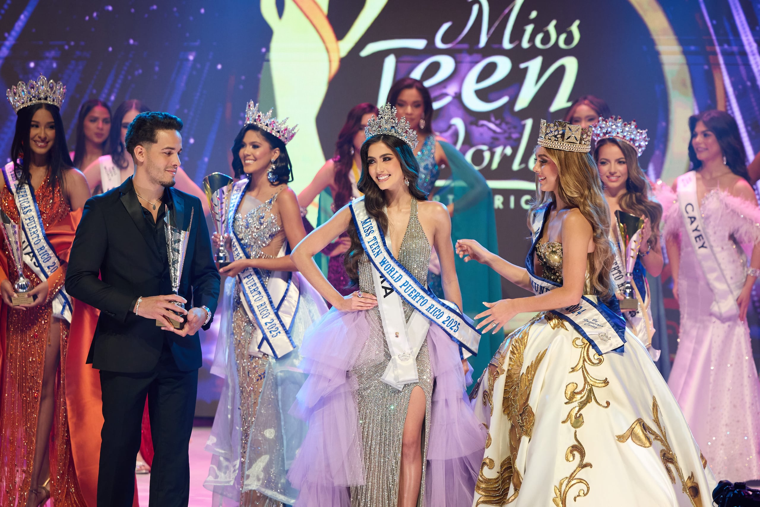 Miss Teen World Puerto Rico, Alondra Díaz, será la encargada de entregar la corona a su sucesora.