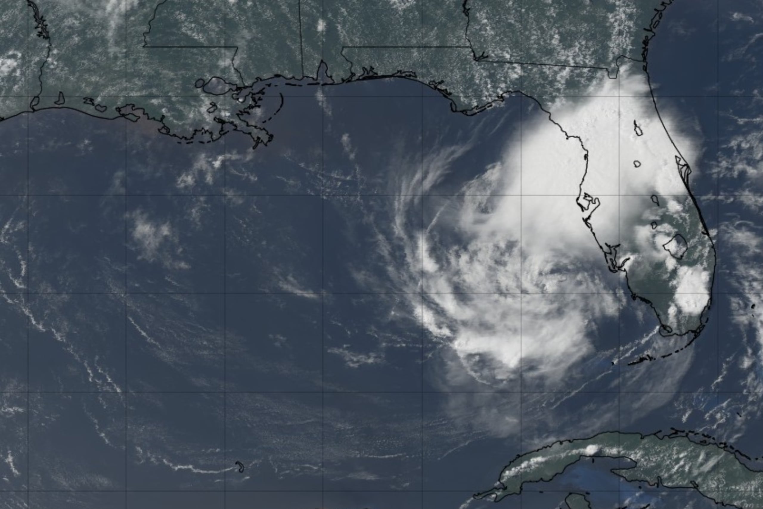 Sistema cerca de Florida.