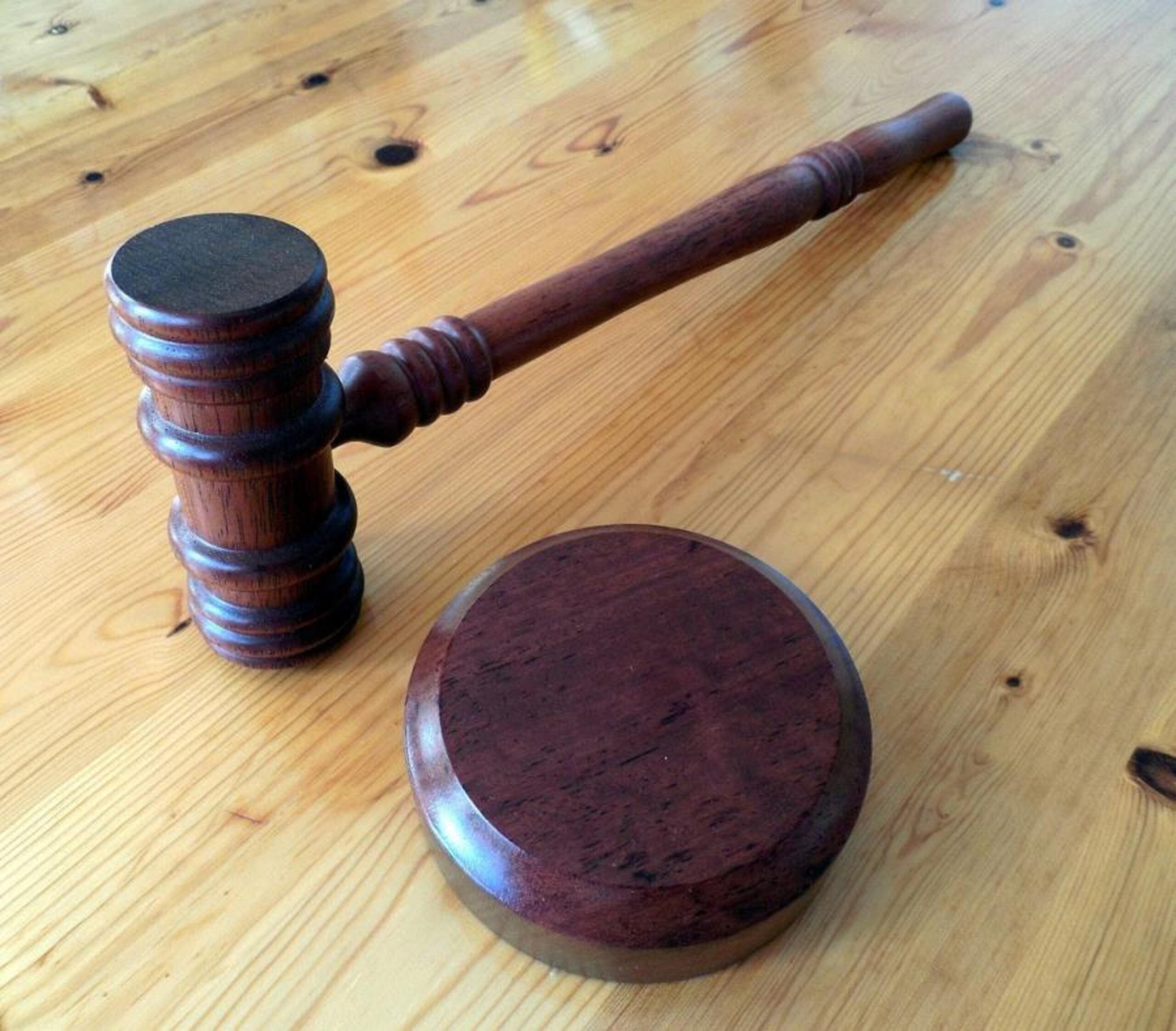 El juez Orlando E. Avilés Santiago del Tribunal de Primera Instancia de Aguadilla determinó causa probable para arresto. (GFR Media)