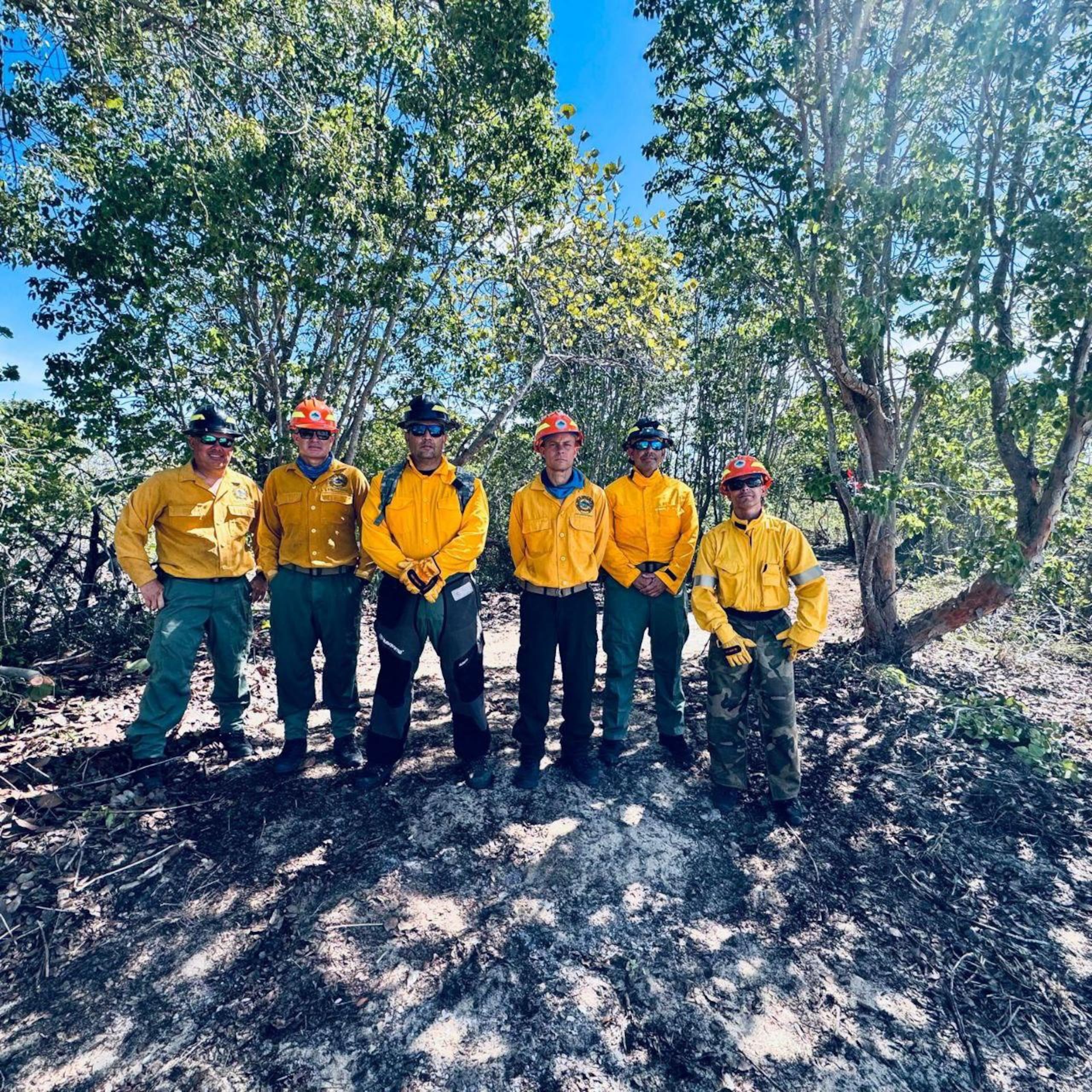 Alrededor de 12 bomberos participaron de los trabajos de preparación.