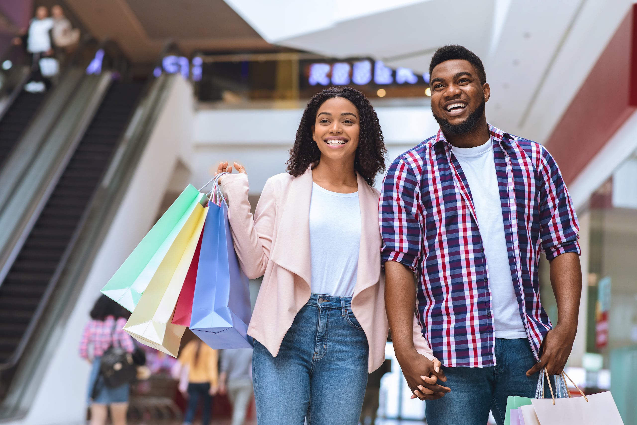 Hoy, el consumidor puertorriqueño es otro: más estratégico, tecnológico, informado y, sobre todo, más consciente de cómo manejar su dinero.