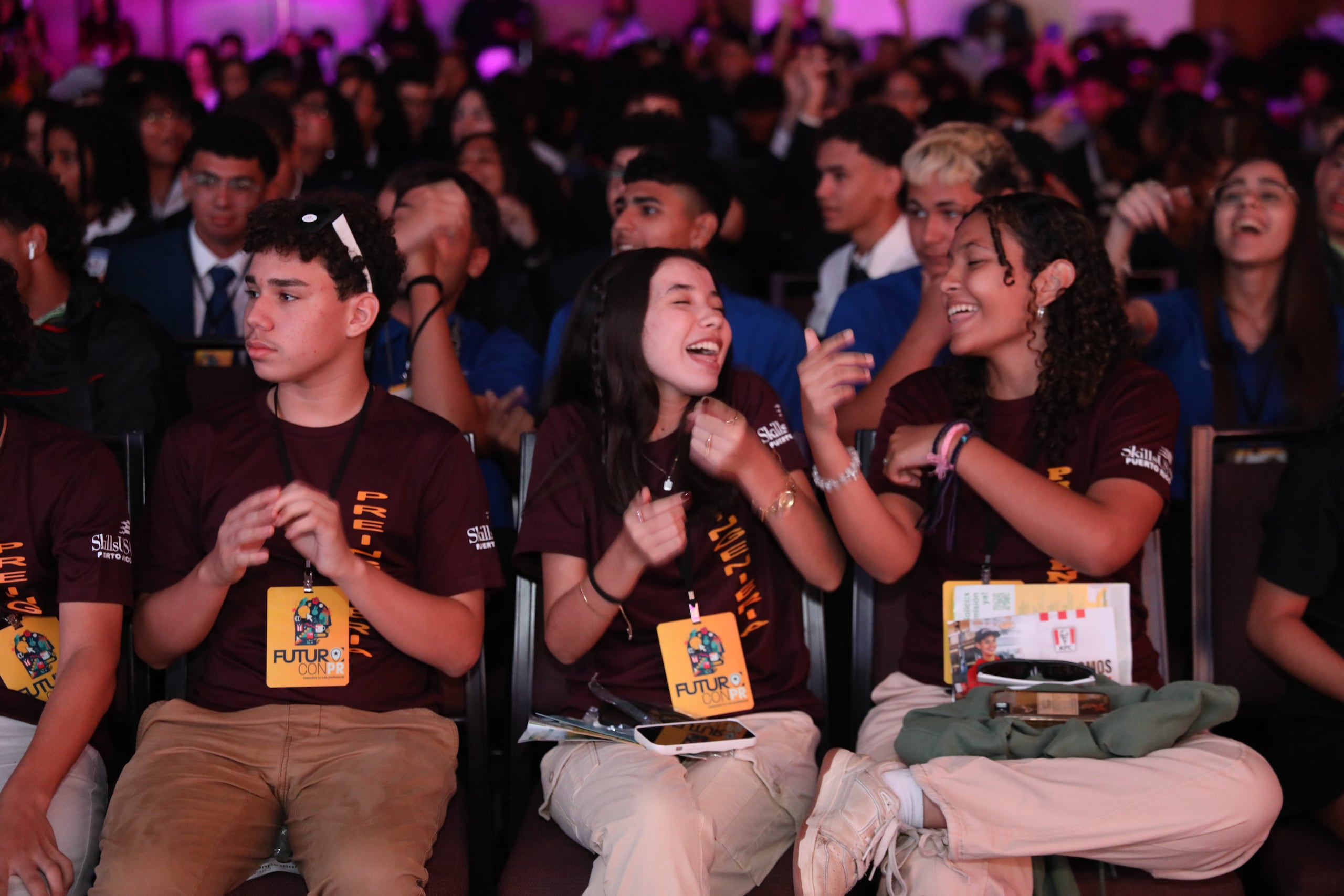 Jóvenes que participaron del evento de ComPRometidos.
