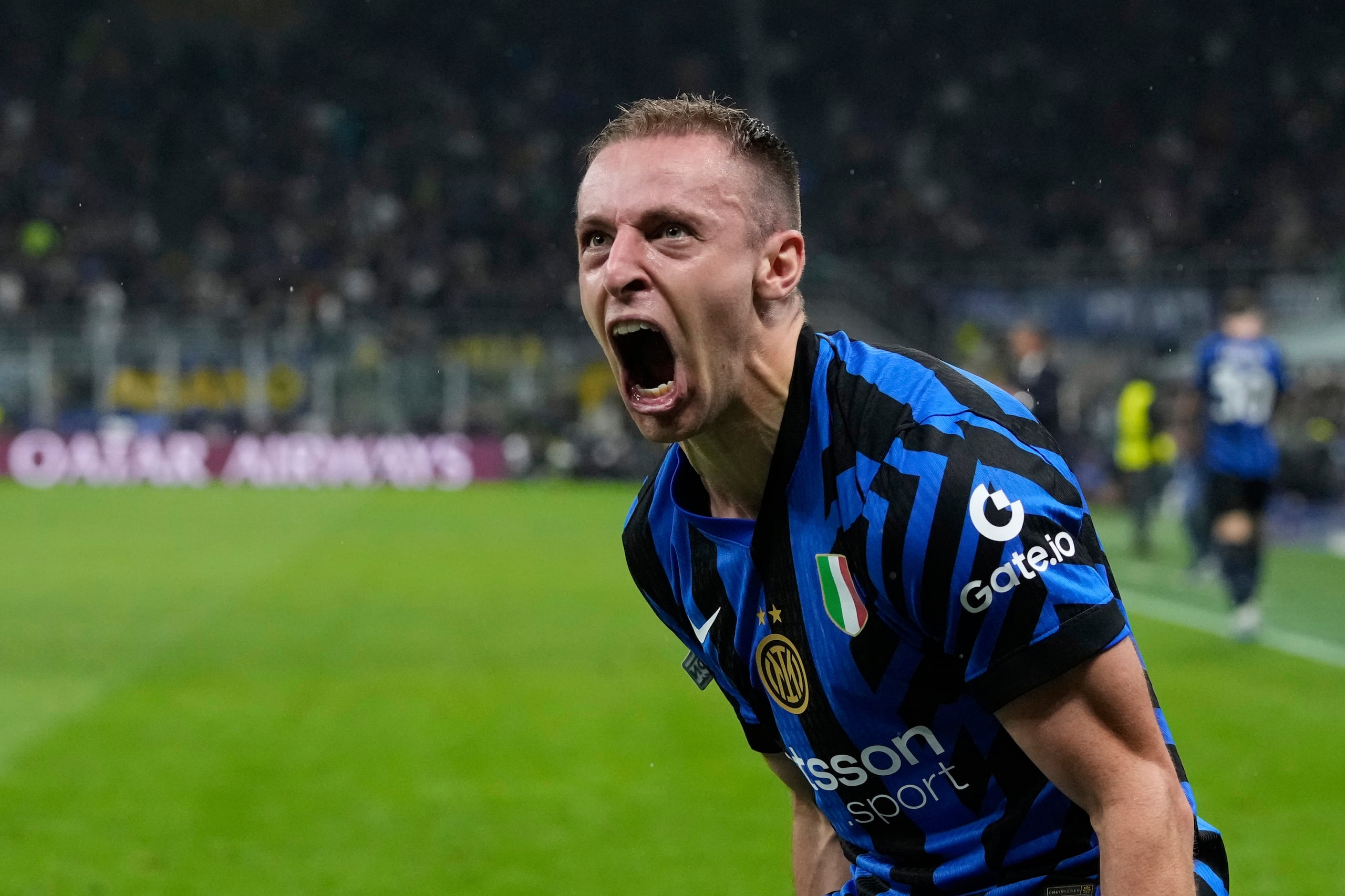 Davide Frattesi celebra el pase del Inter a la final de la Champions.