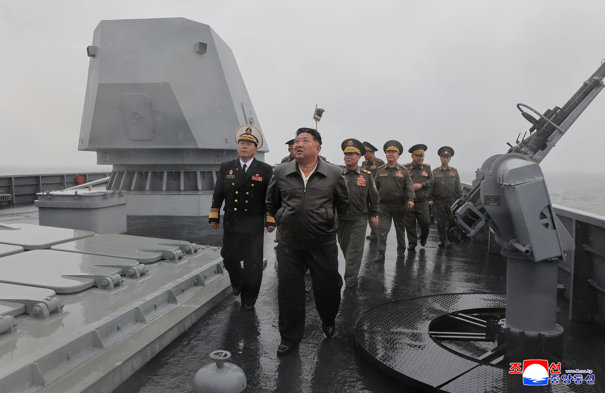 Según Trump, los ejercicios bélicos no envían un buen mensaje a Corea del Norte, que tan reciente como el miércoles, lanzó un misil balístico hacia el mar de Japón.