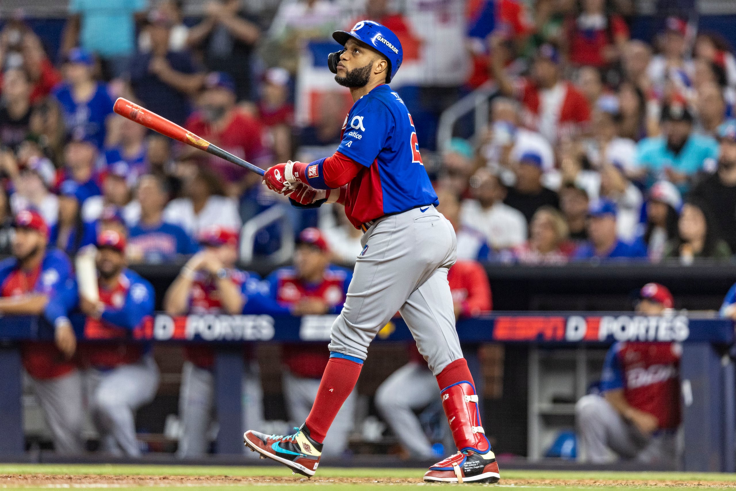 Robinson Canó la sacó del parque durante el juego entre Puerto Rico y República Dominicana en la Serie del Caribe.