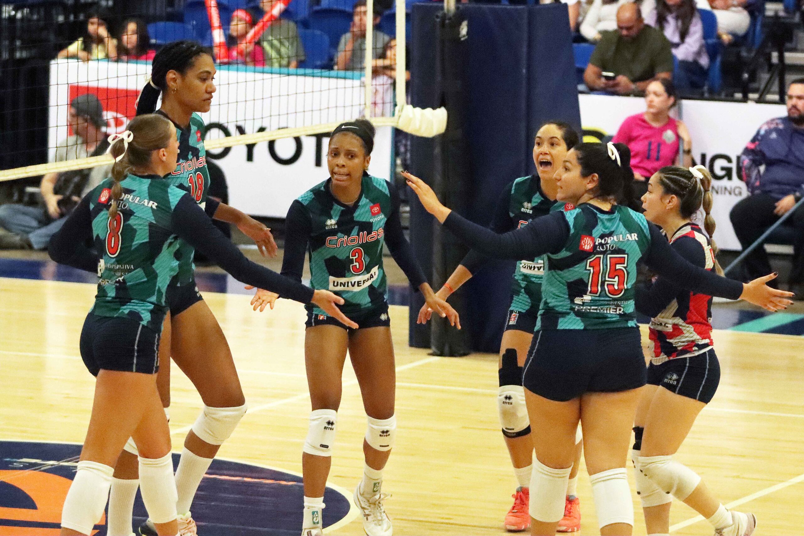 El sexteto de las Criollas de Caguas.