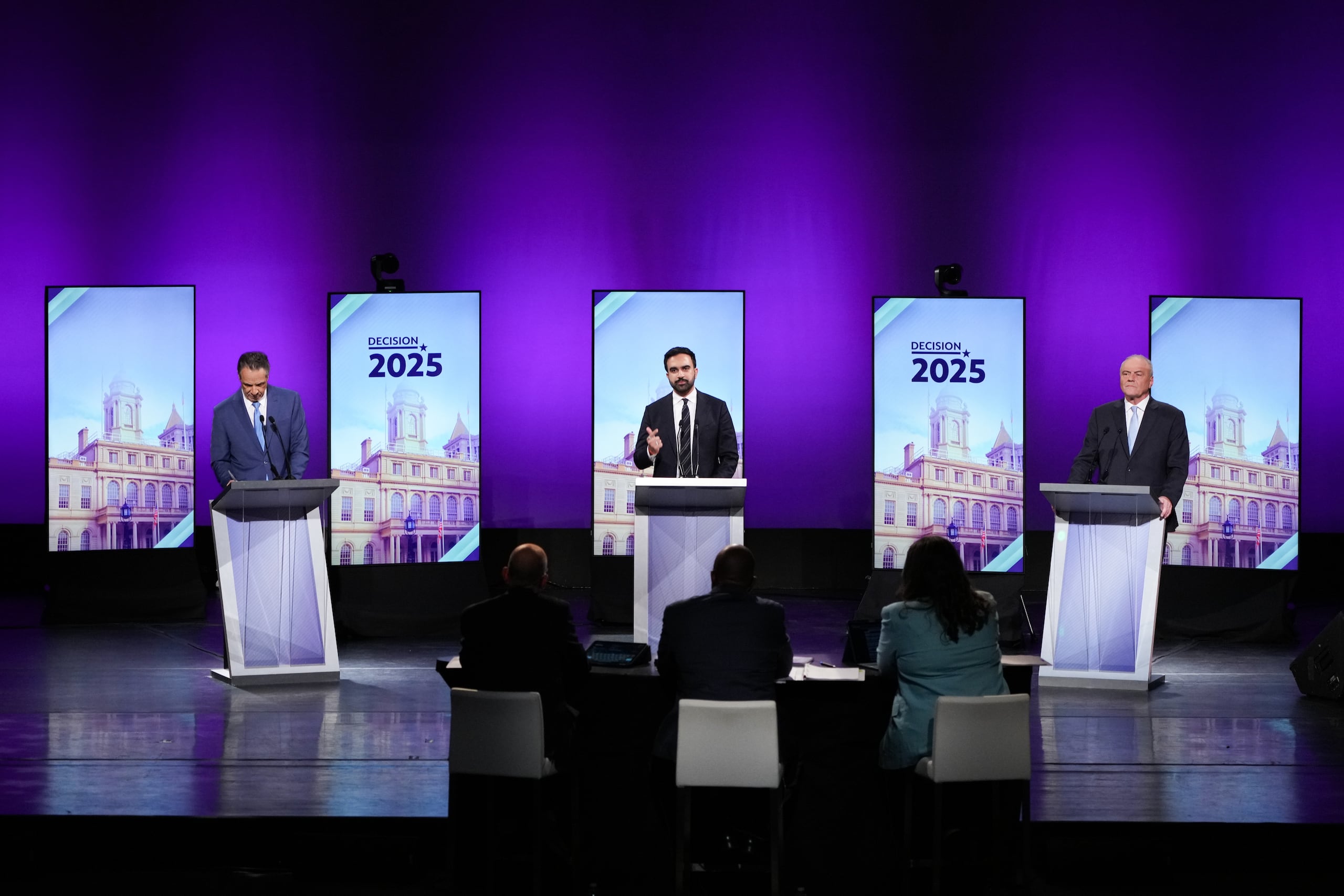 Mamdani, que sigue liderando las encuestas, tildó a ICE de “entidad temeraria”.