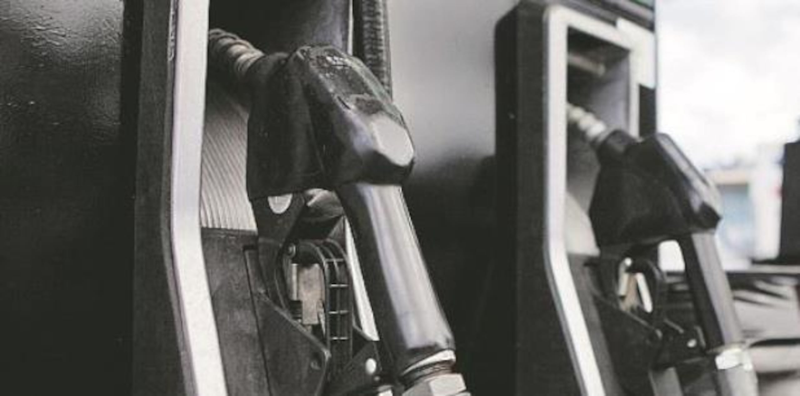 Al 16 de noviembre, el precio de centavos por litro recomendado por DACO en la bomba de gasolina fluctúa entre los 66.7 y 71.1 en la regular, de 72.7 a 83.7 en la premium y de 71.7 a 76.7 el diésel. (Archivo)