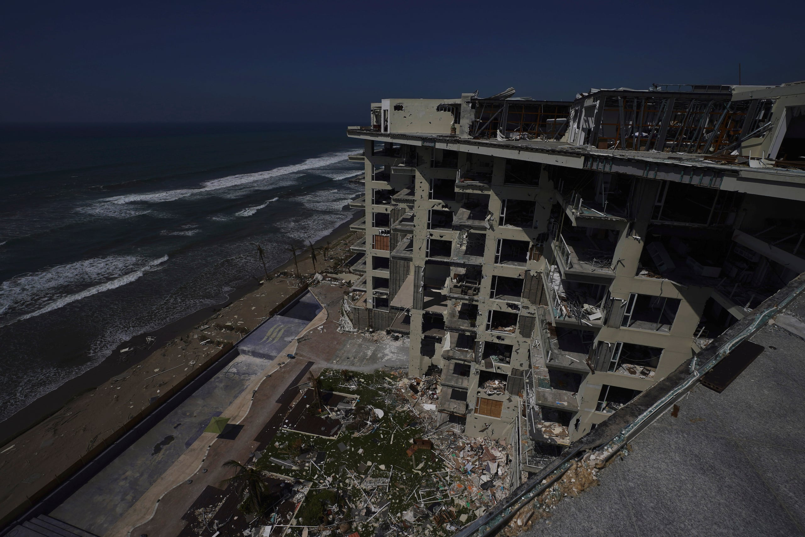 Los familiares coinciden en que las acciones son insuficientes e imploran a las autoridades locales, estatales y federales que pongan todos sus esfuerzos en localizar a las personas desaparecidas para que las familias puedan descansar.
