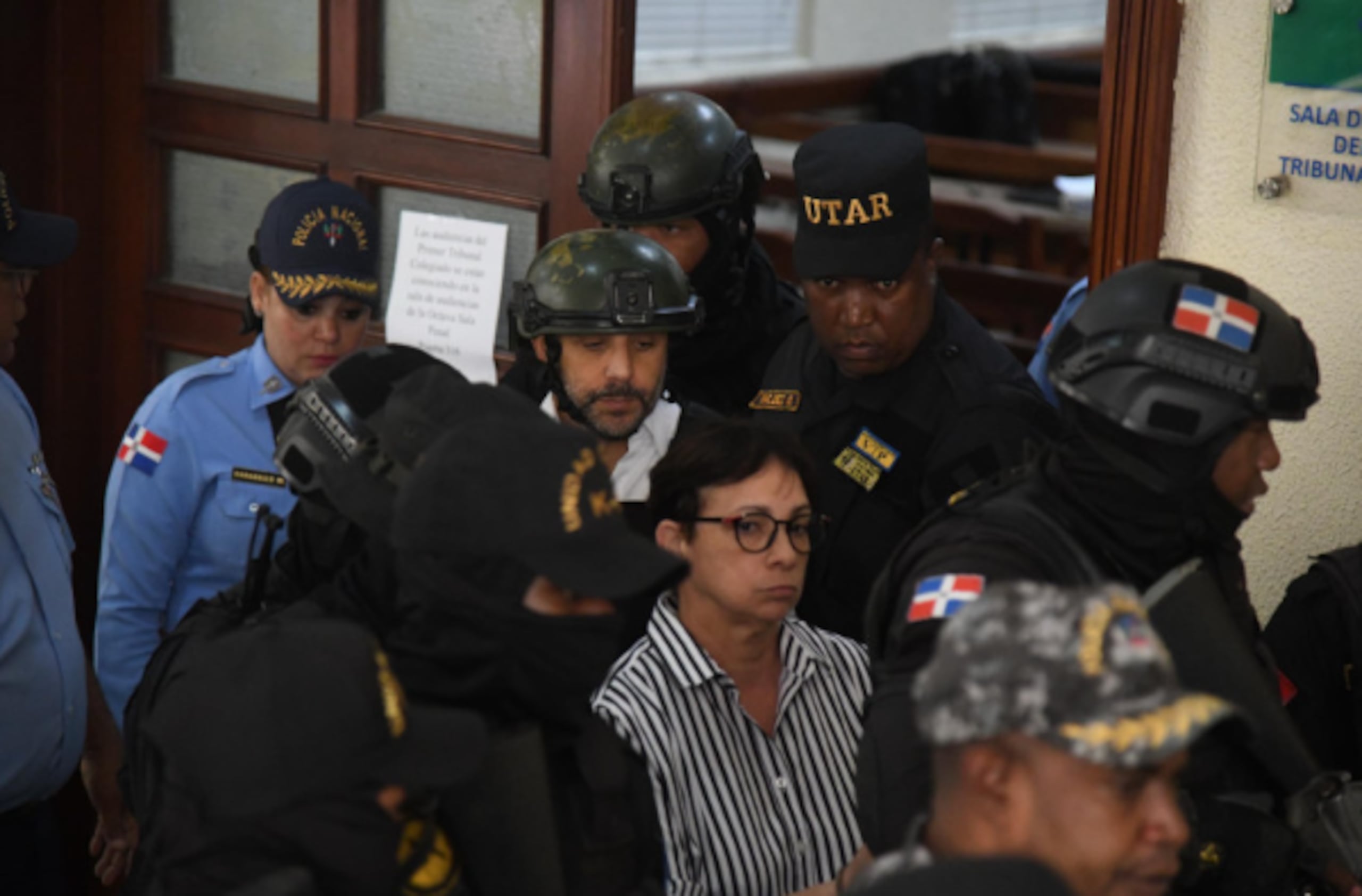 Los hermanos Antonio y Maribel Espaillat, enfrentan acusaciones por homicidio voluntario y negligencia entre otros, por el colapso del establecimiento, ocurrido el 8 de abril del 2025, evento durante el que murieron 236 personas y más de 80 resultaron heridas.