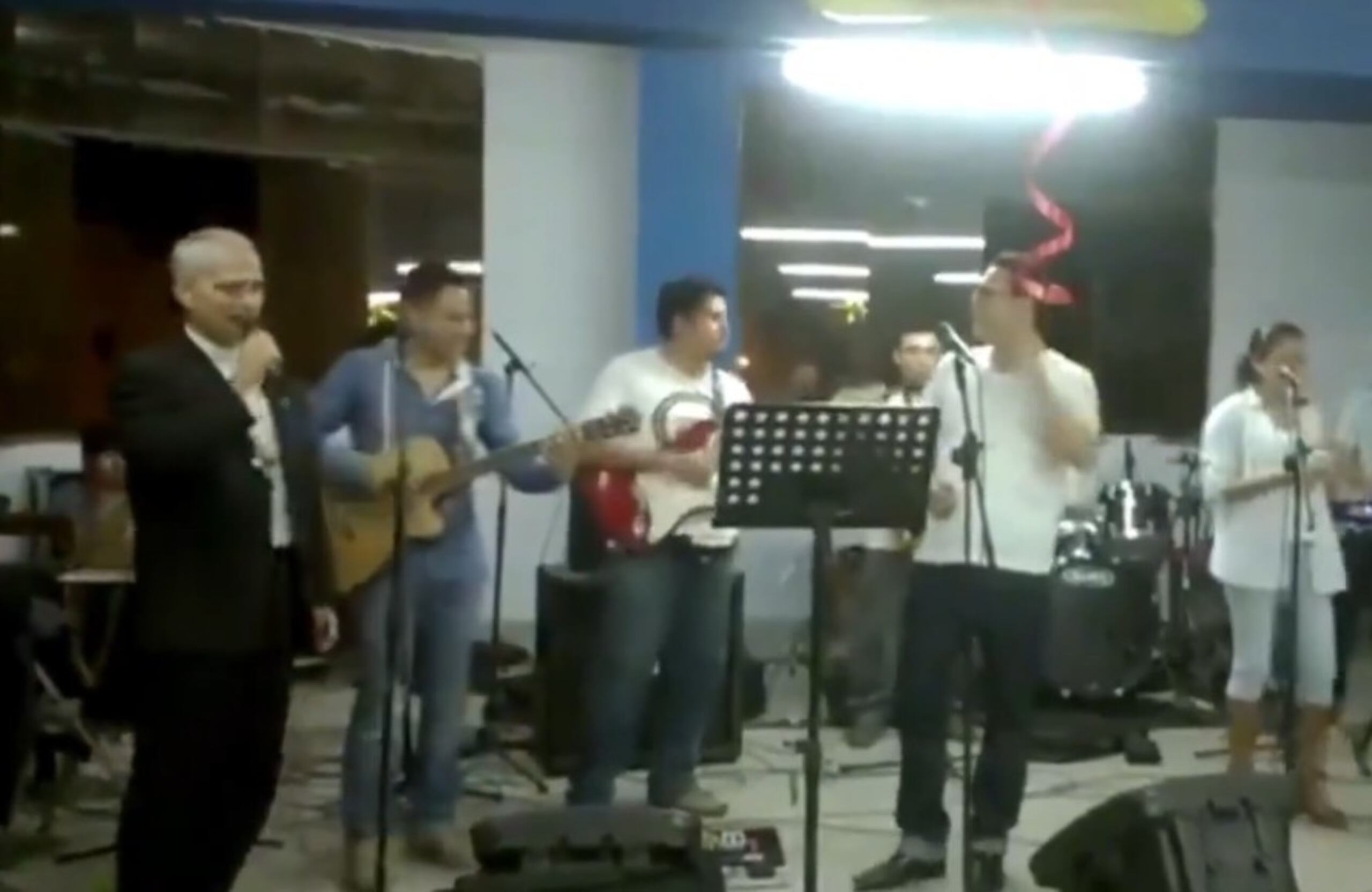 “El Papa es más peruano que estadounidense. Me encanta”; “Tan bello. ¡¡Estas Navidades nos va a cantar desde su balcón!!, son algunos de los comentarios de los usuarios.