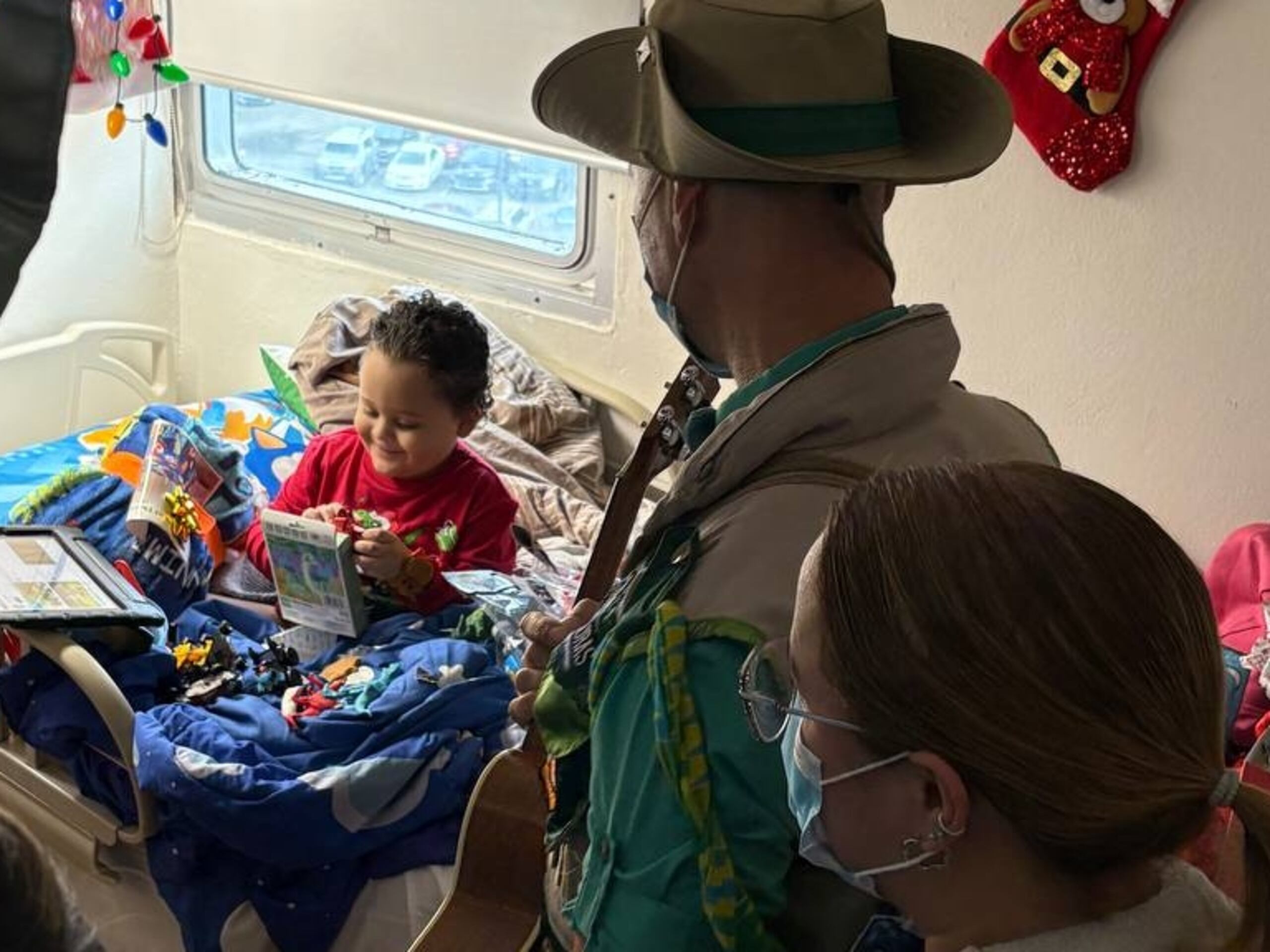 La actividad se desarrolló en coordinación con la Cooperativa Jesús Obrero y con El Trotamundos, con el objetivo social de llevar esperanza a los pequeños pacientes y exhortar a la donación de sangre y plaquetas.