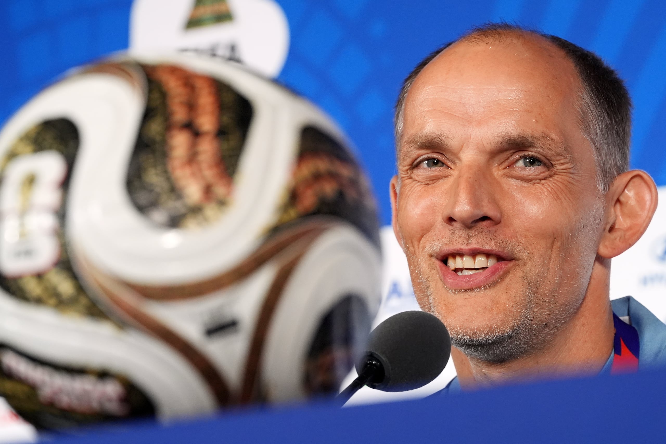 El técnico de Inglaterra Thomas Tuchel durante una rueda de prensa en la víspera de la semifinal contra Argentina en el Mundial.